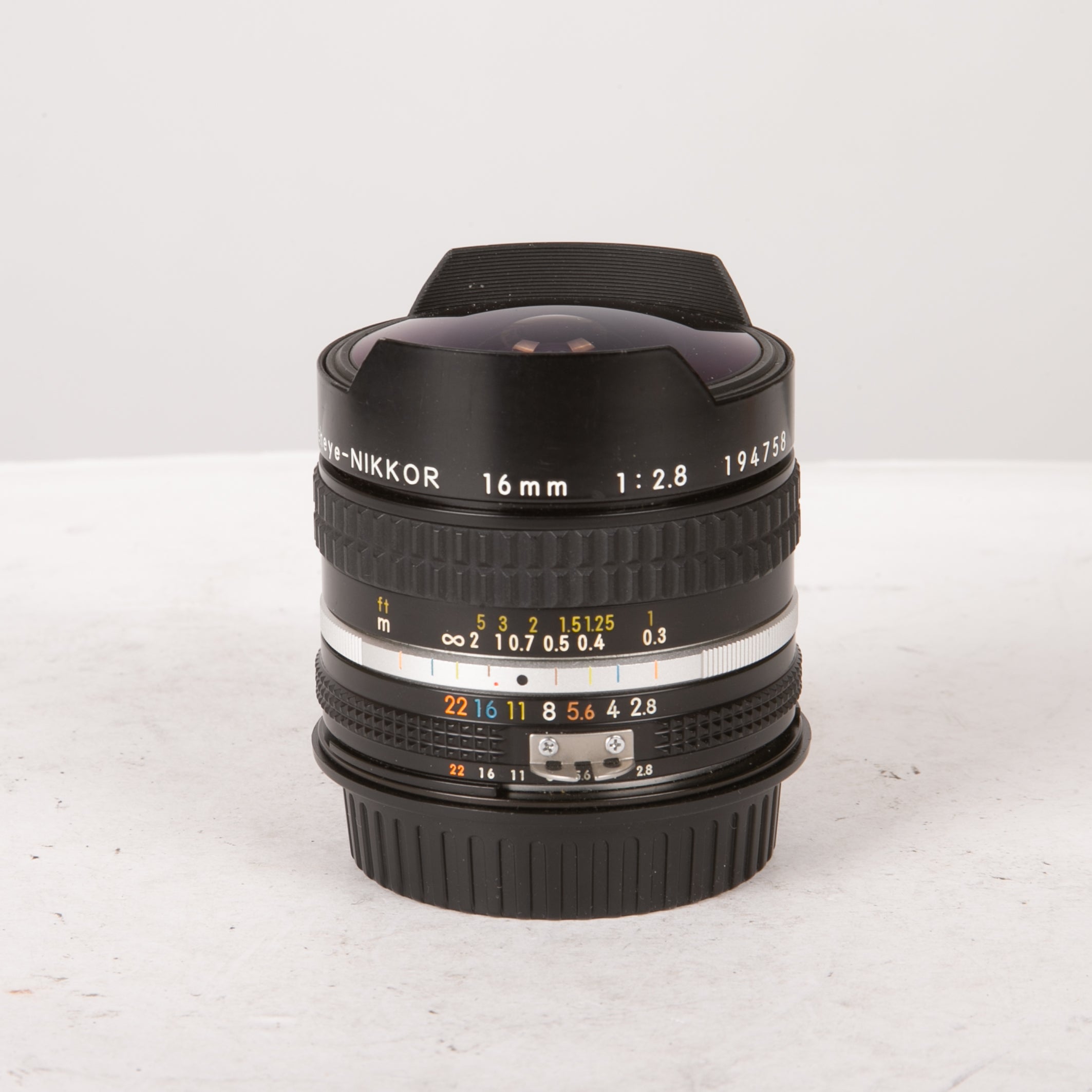 Nikon Nikkor 16mm Fisheye f2.8 Ais