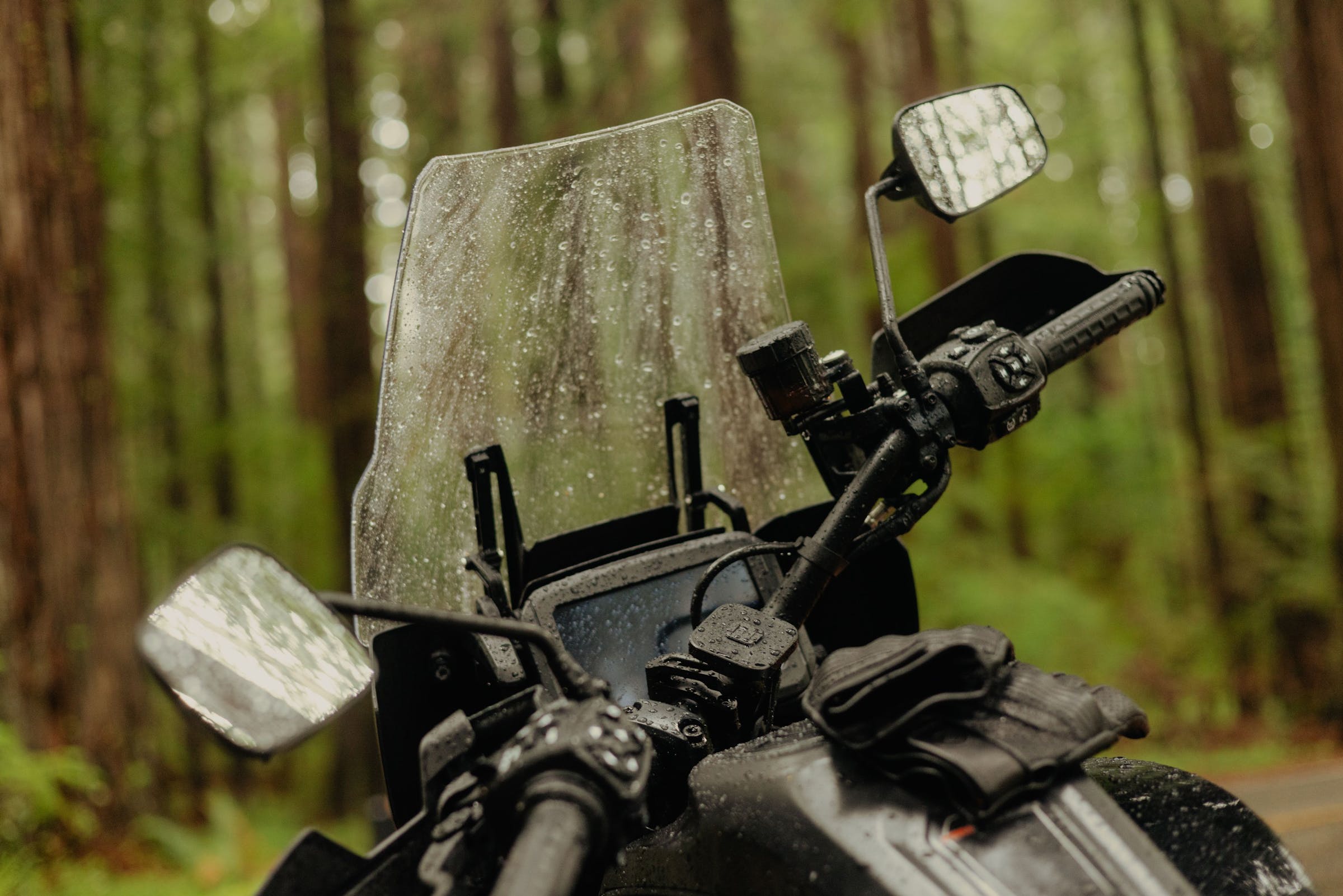 Mobile Motorcycle Mount Bar Mount v2: Charging Black - CON ANTIVIBRAZIONE