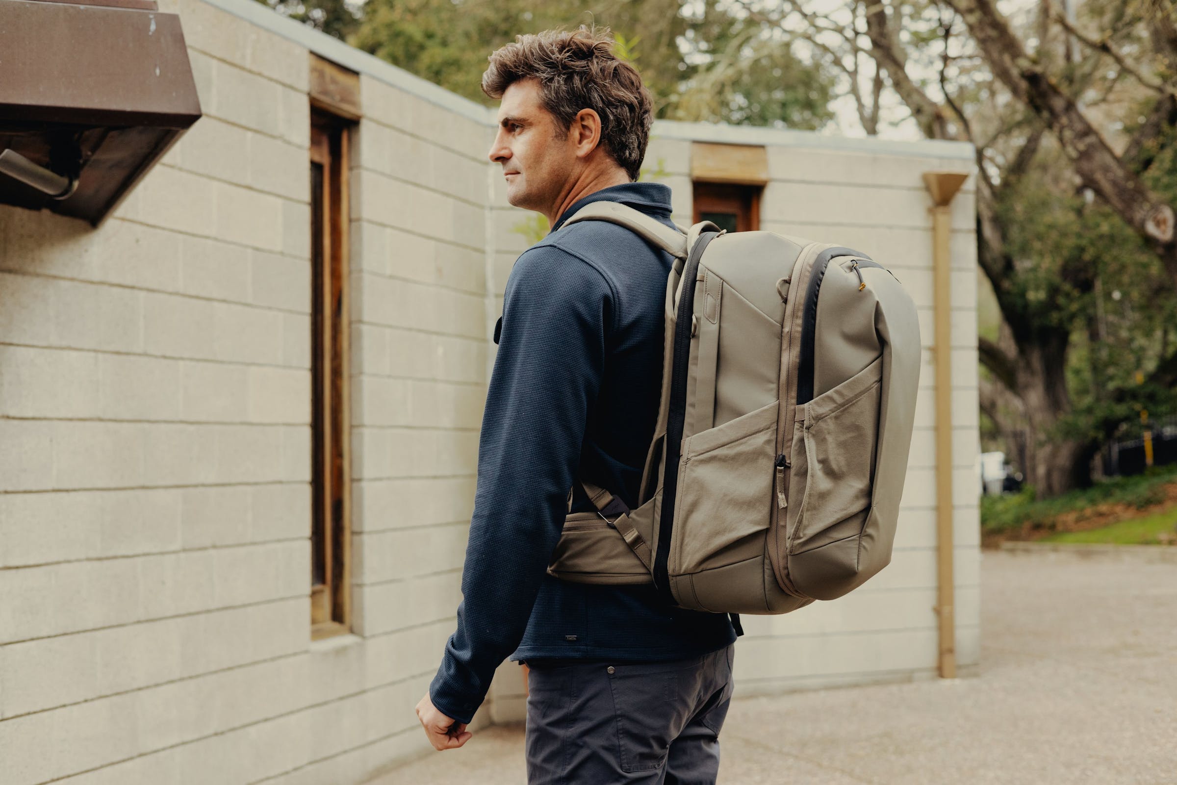Travel Backpack 2-in-1 40L Stone (2 Zaini in 1)