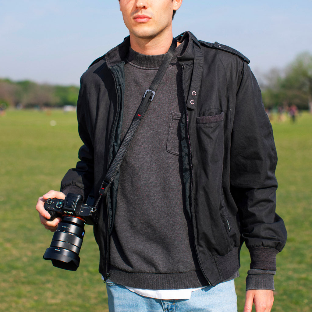 LEASH - Black VERSIONE piu Sottile - Tracolla versatile per fotocamera ad aggancio rapido