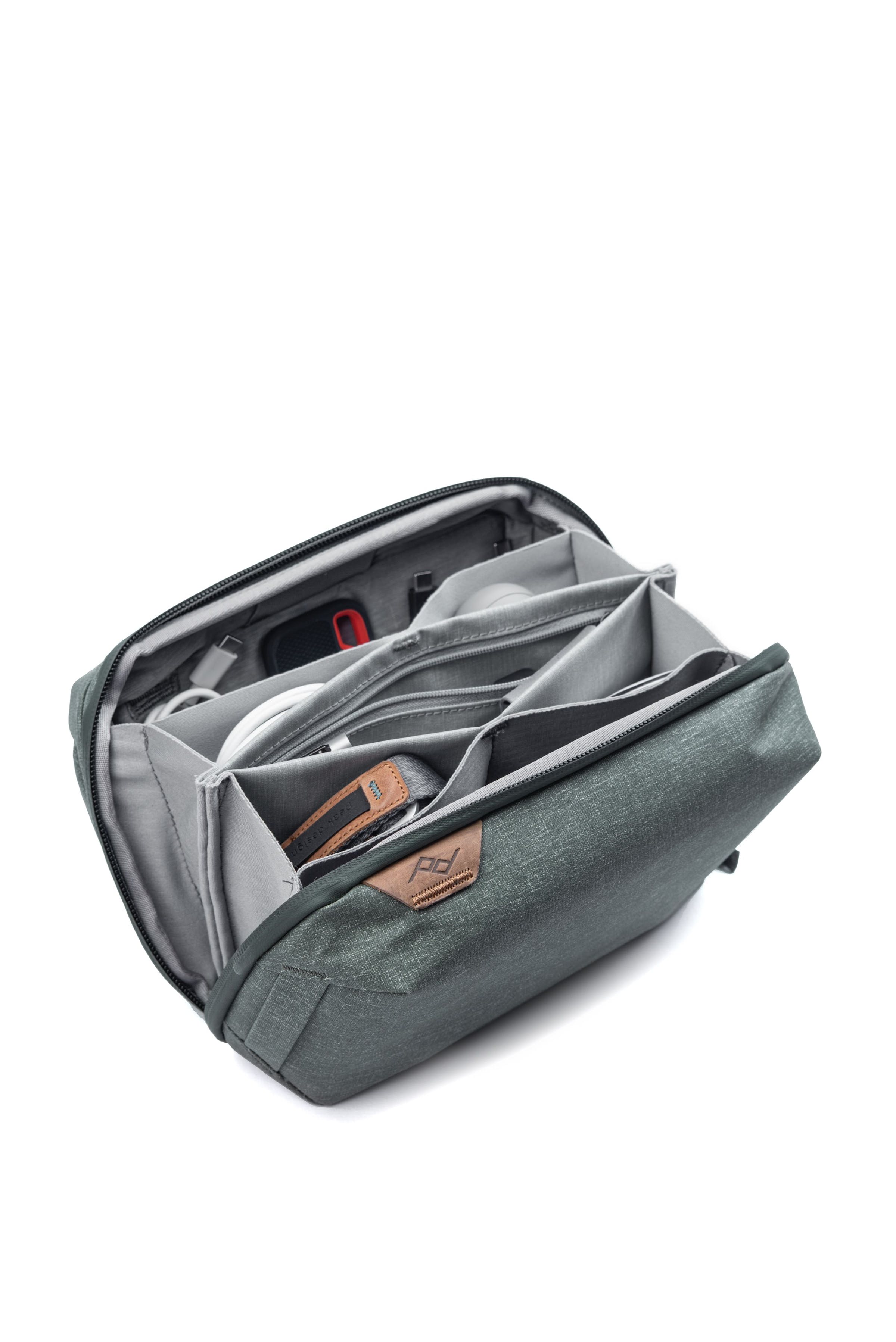 Tech Pouch Sage Green - Verde Salvia