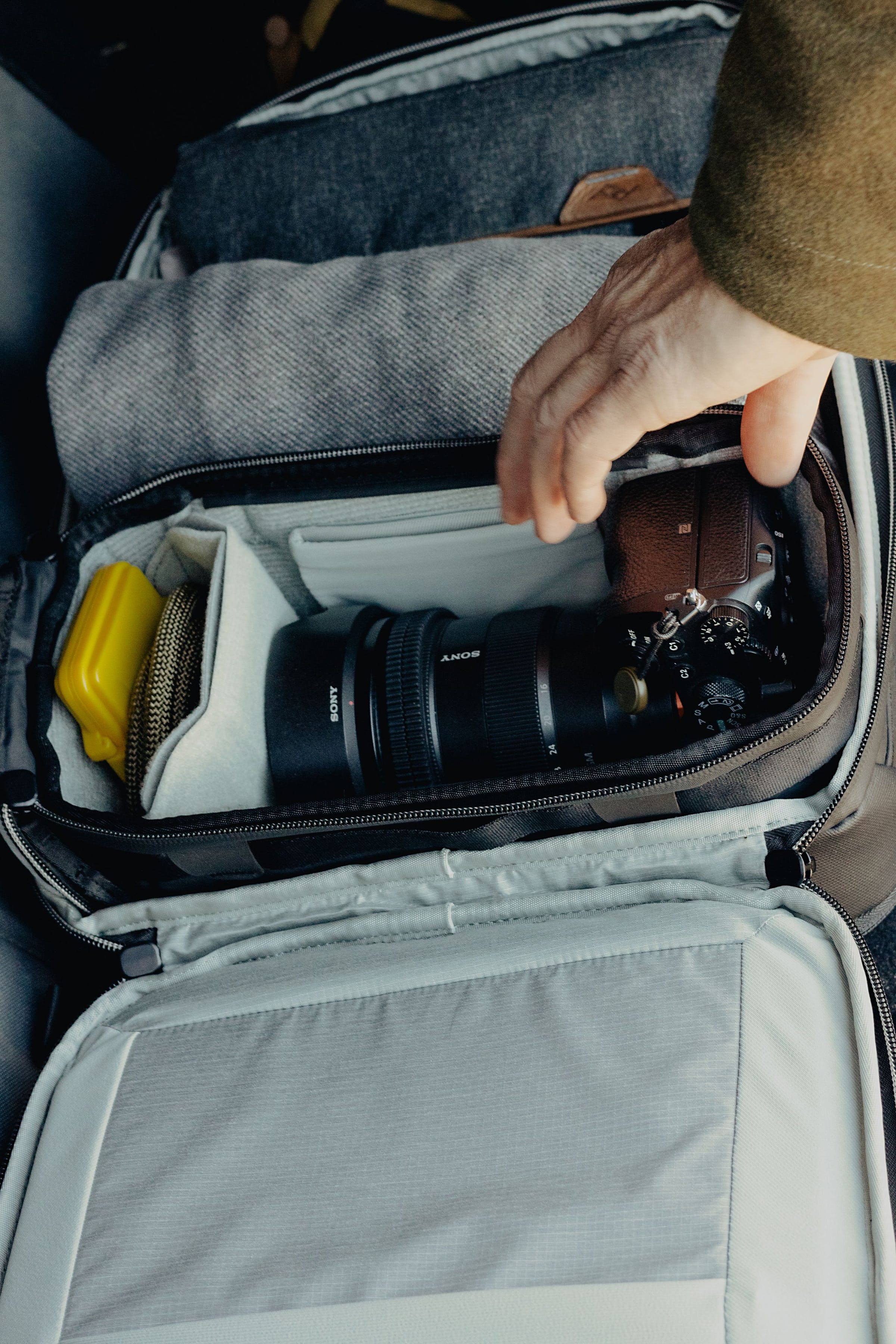 Travel Crossbody 3L Stone - compact camera - GR TZ