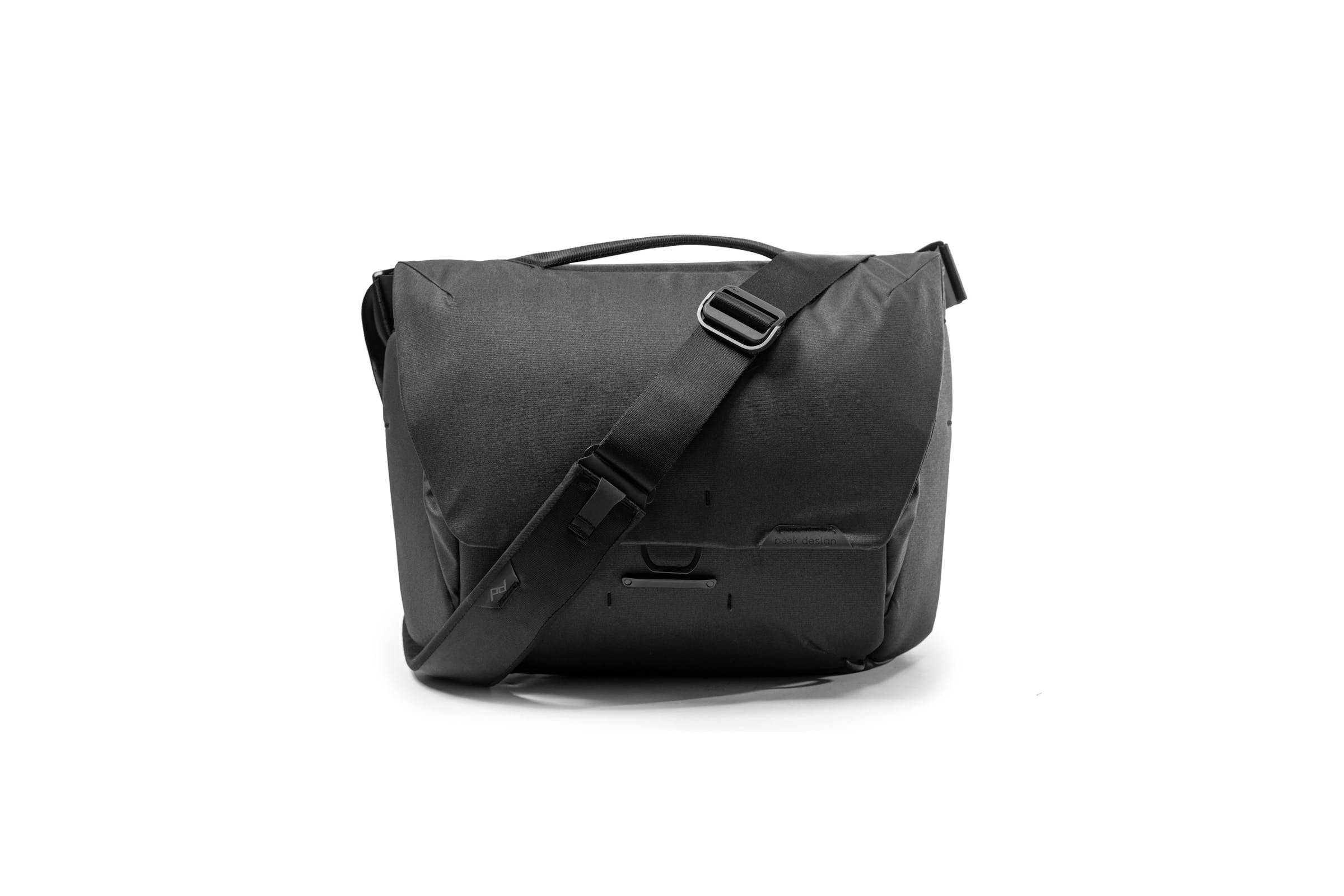 Everyday Messenger 13L v2 // Black