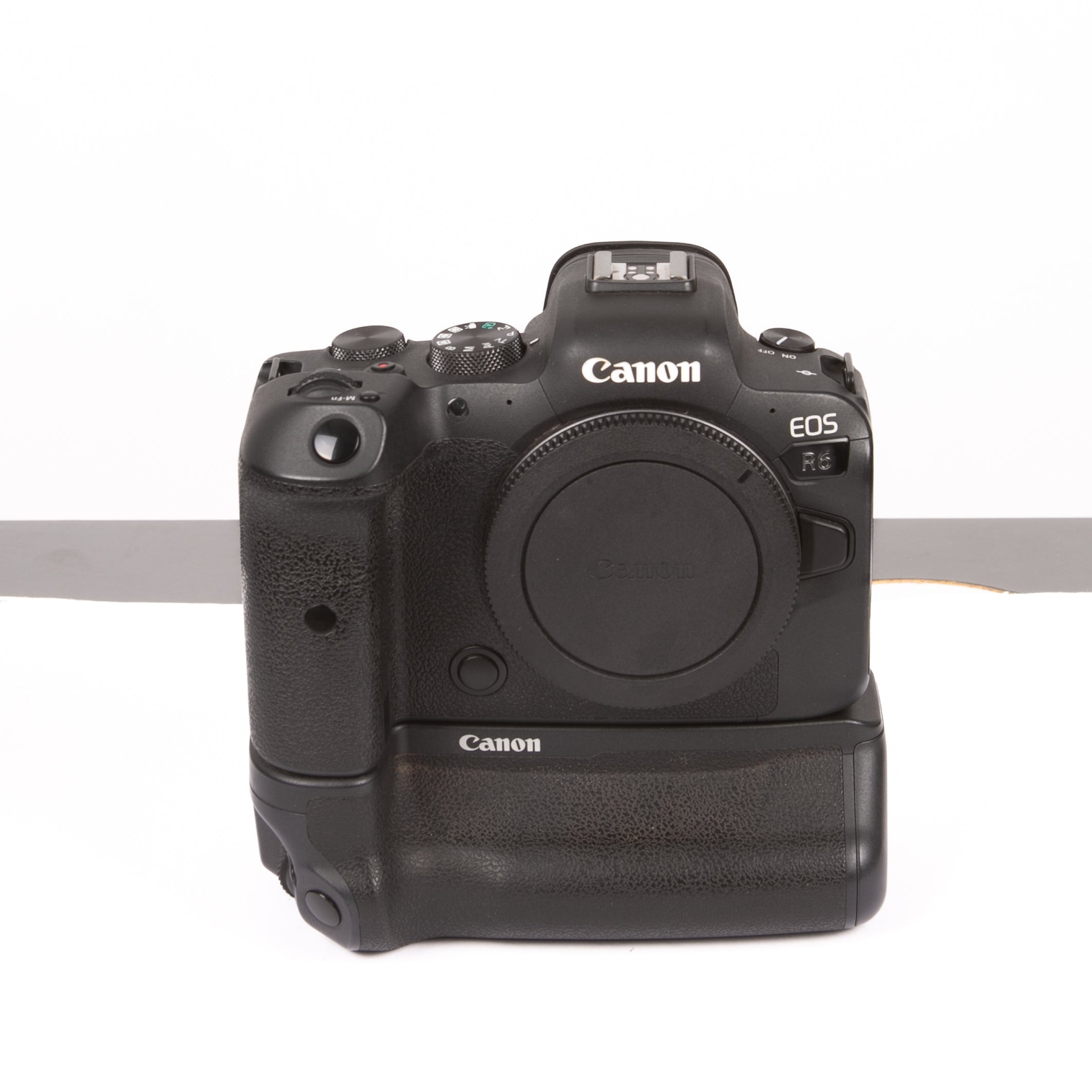 Canon EOS R6 Body +BG-R10