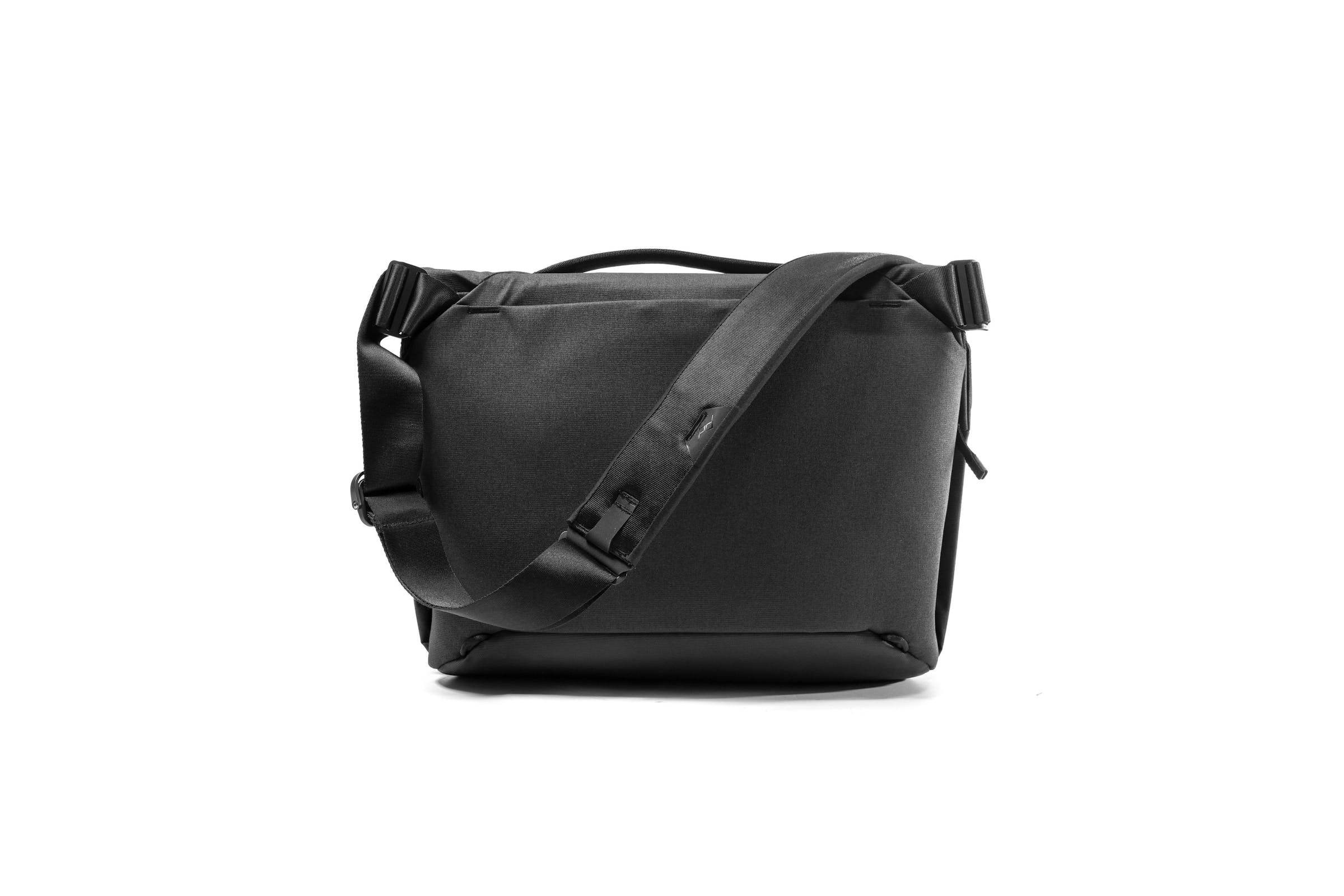Everyday Messenger 13L v2 // Black