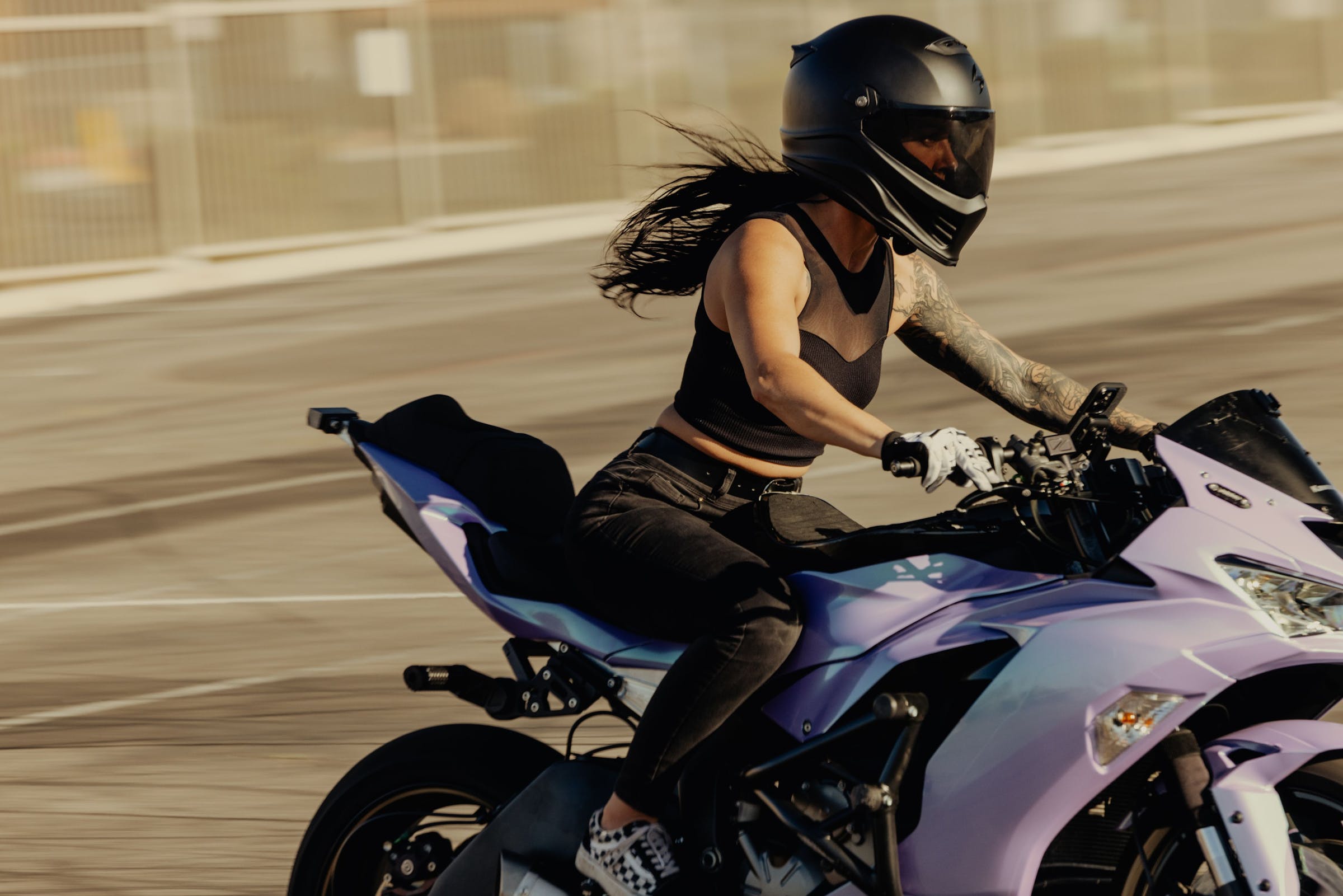 Mobile Motorcycle Mount Stem Mount: Charging Black - CON ANTIVIBRAZIONE