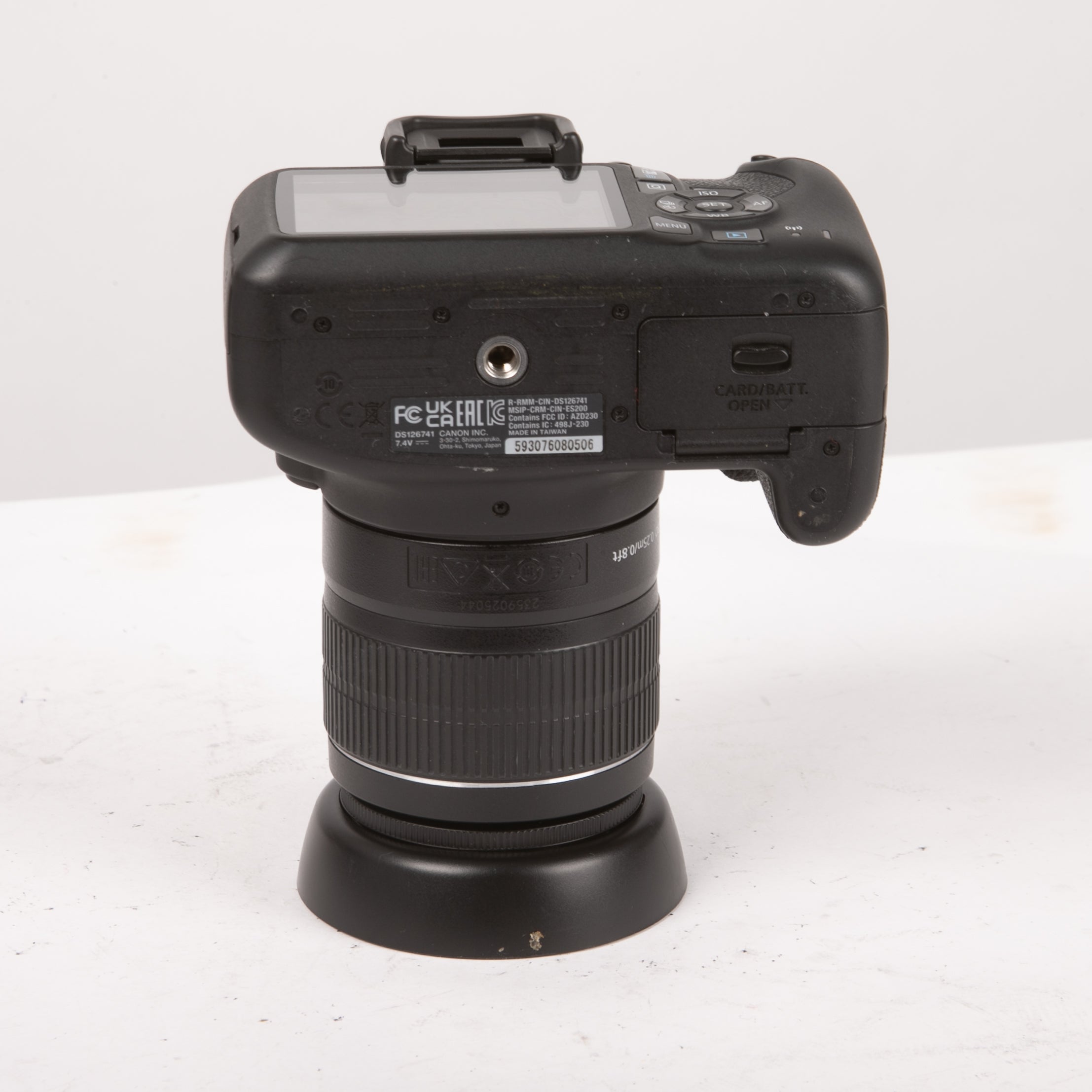 Canon EOS 2000D Kit 18-55+ UV E PARALUCE