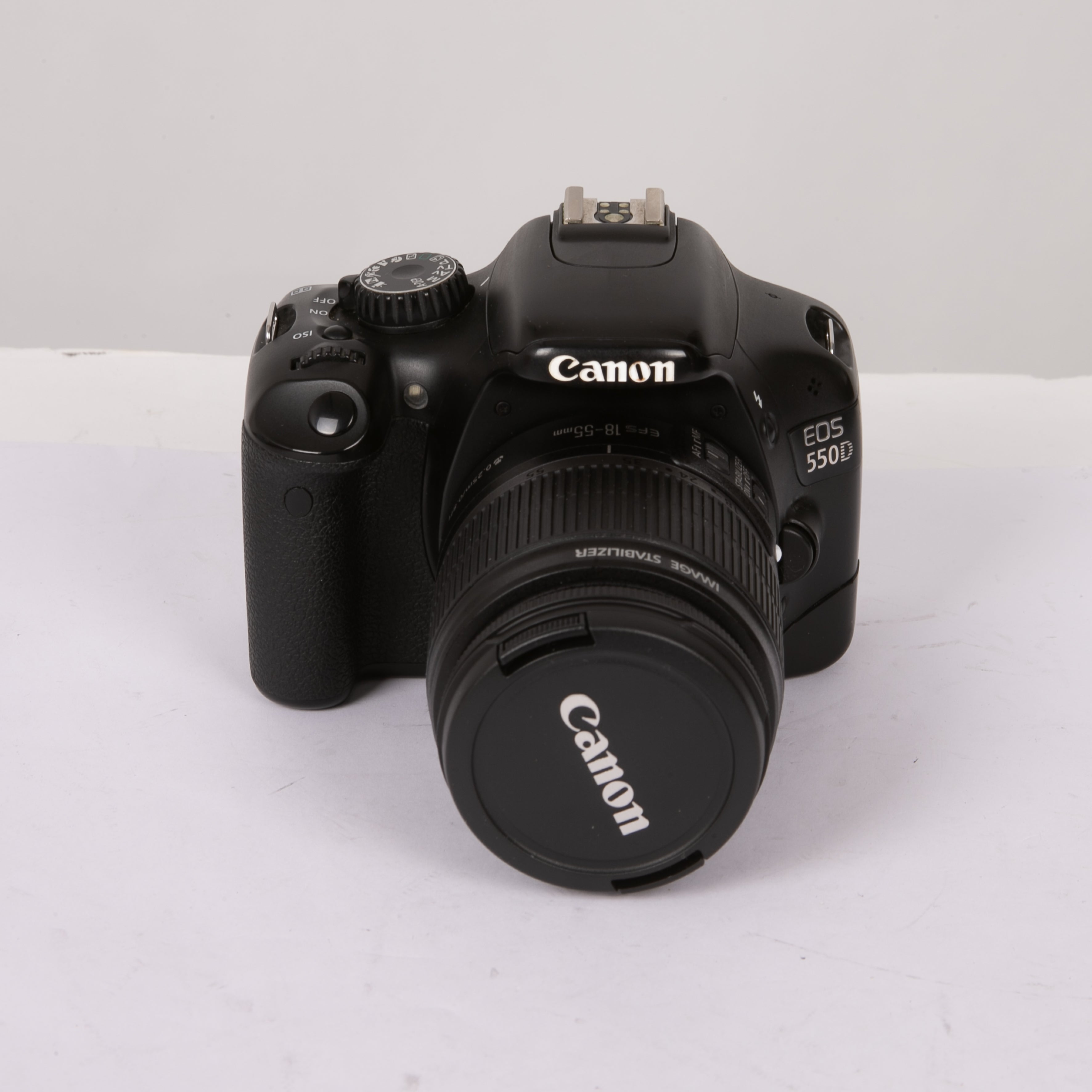 Canon EOS 550d + EF-S 18-55mm Is