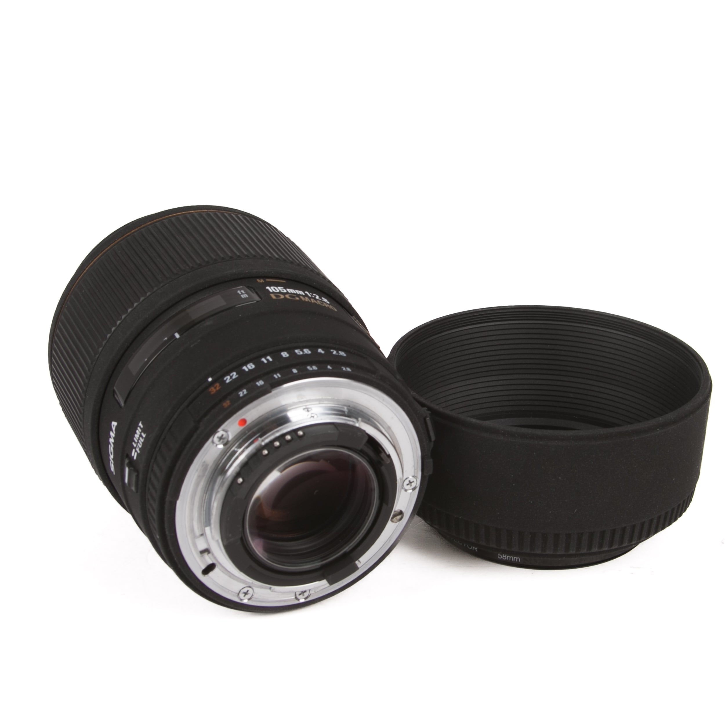 SIGMA 105 mm f/2,8 EX DG Macro per Nikon F +FILTRO UV