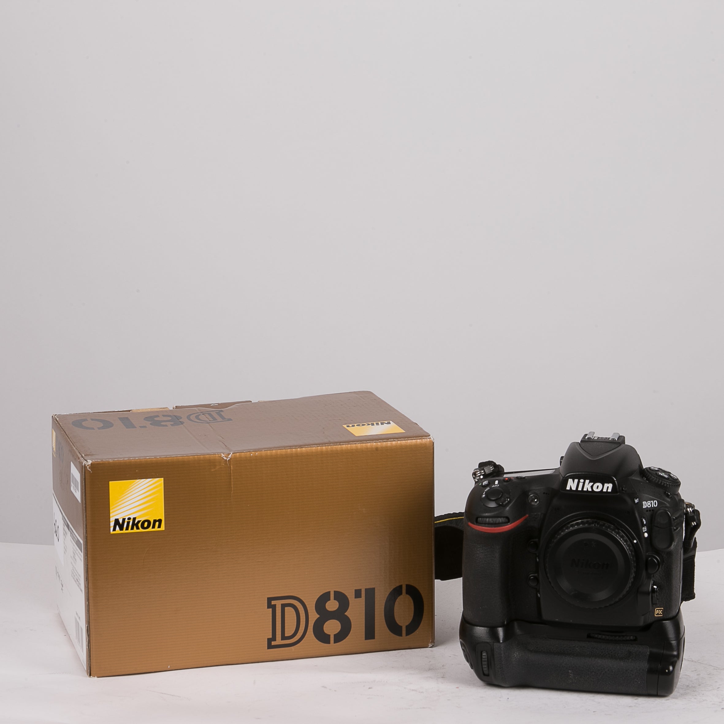 NIKON D810 BODY +jupio battery grip