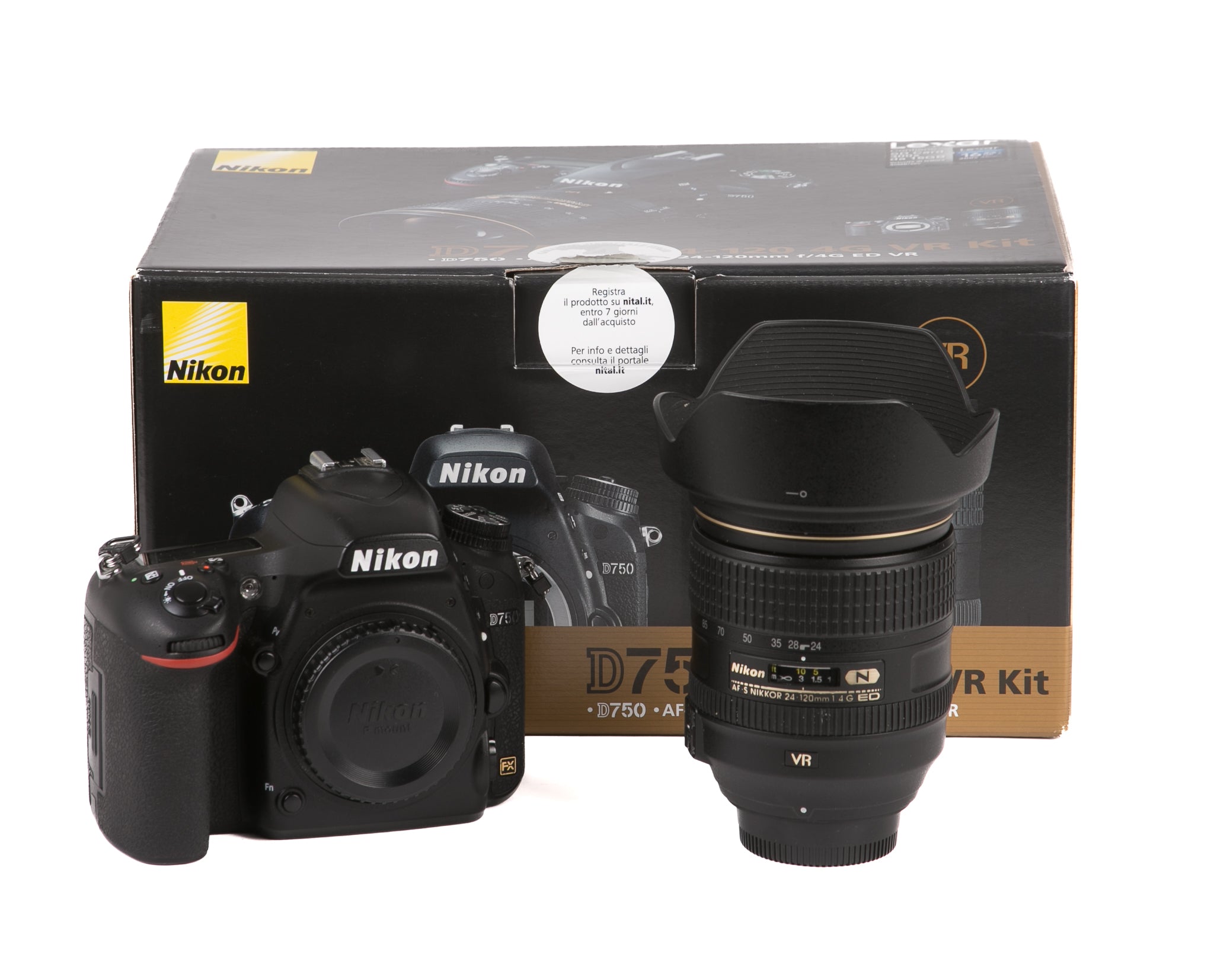 Nikon D750 + 24-120mm F/4 - Usato