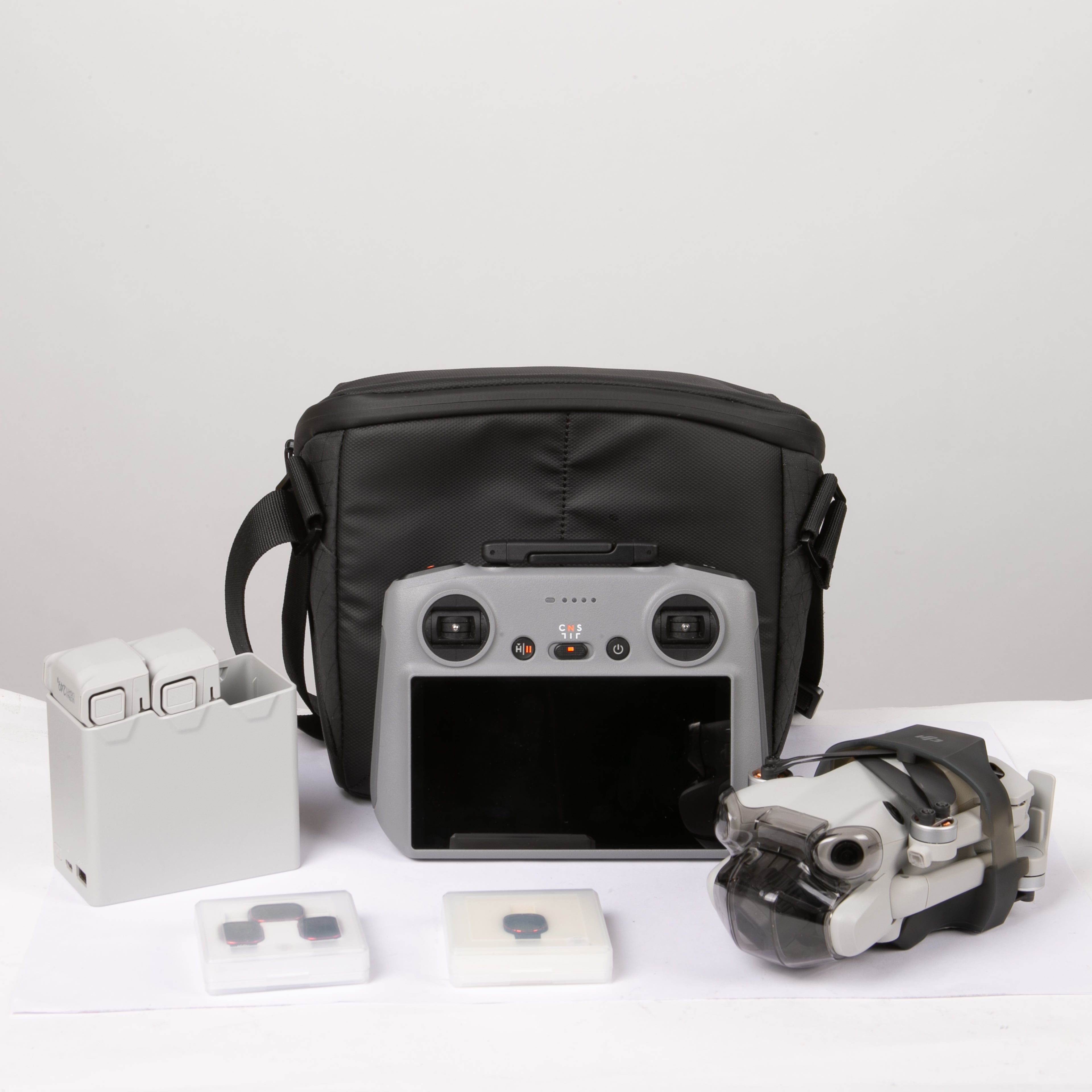 DJI mini 4 pro fly more combo