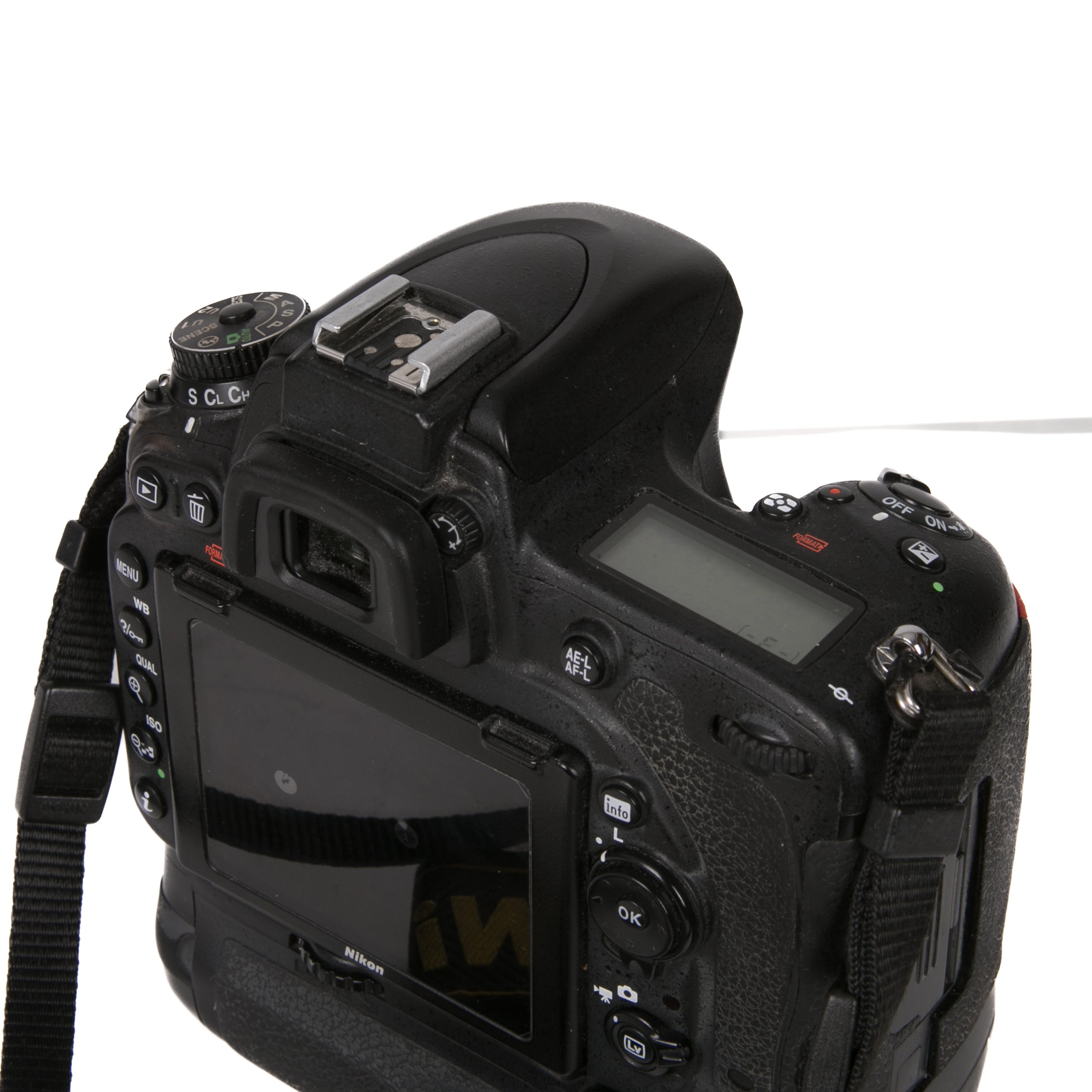 Nikon D750 24,3 megapixel+MB-D16 SCATTI 321657