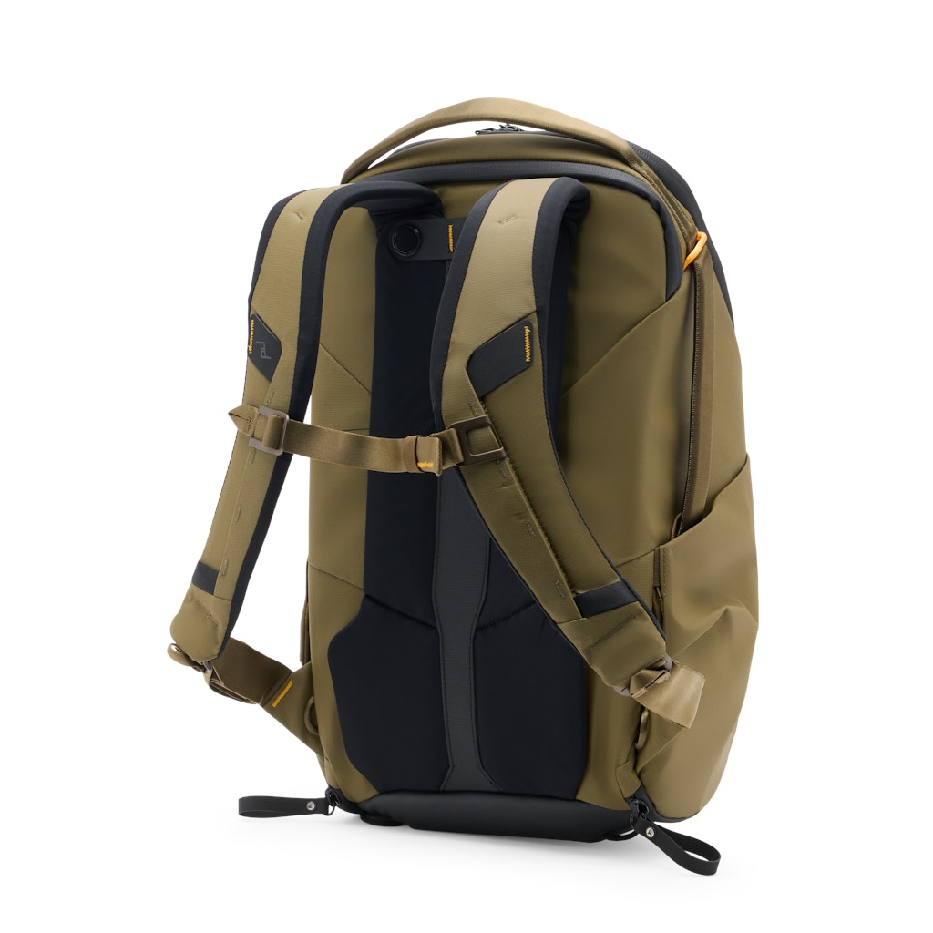Everyday Backpack Zip 20L - Kelp