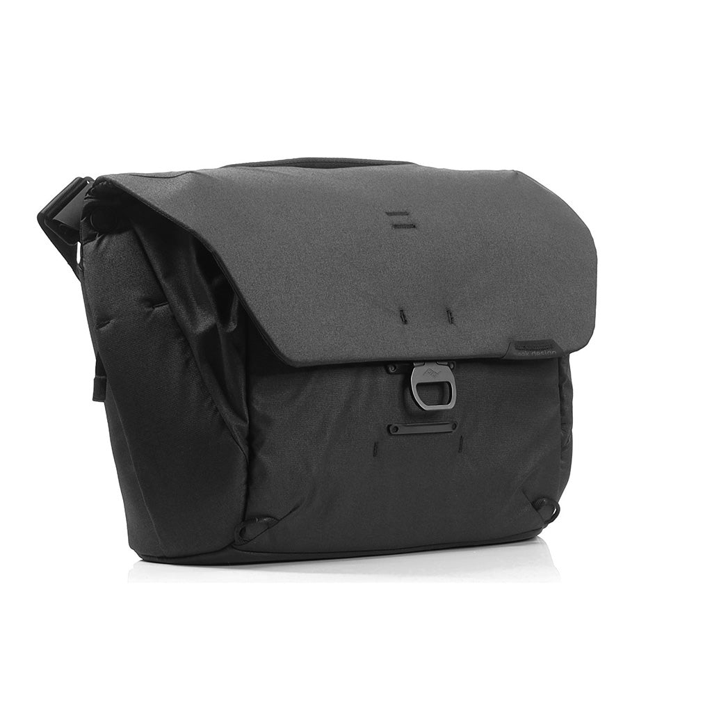 Everyday Messenger 13L v2 // Black