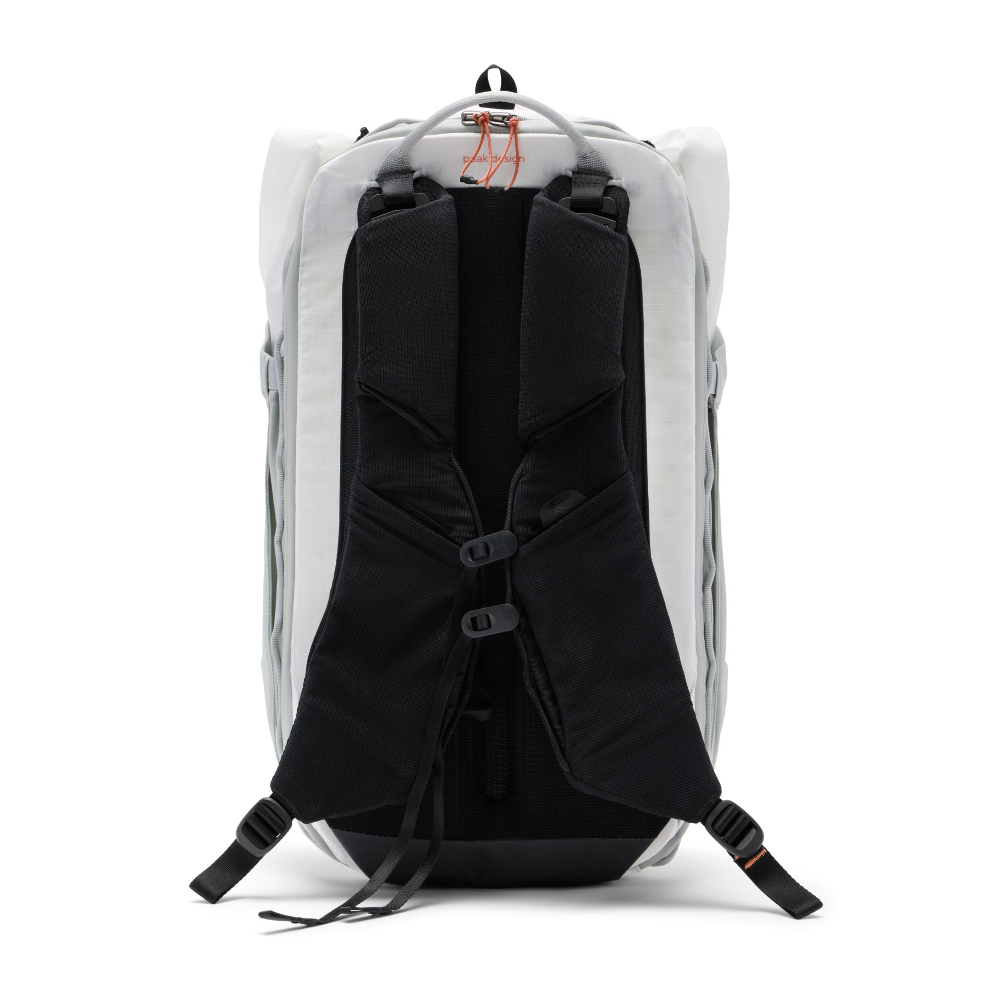 Outdoor Backpack 25L Cloud - White