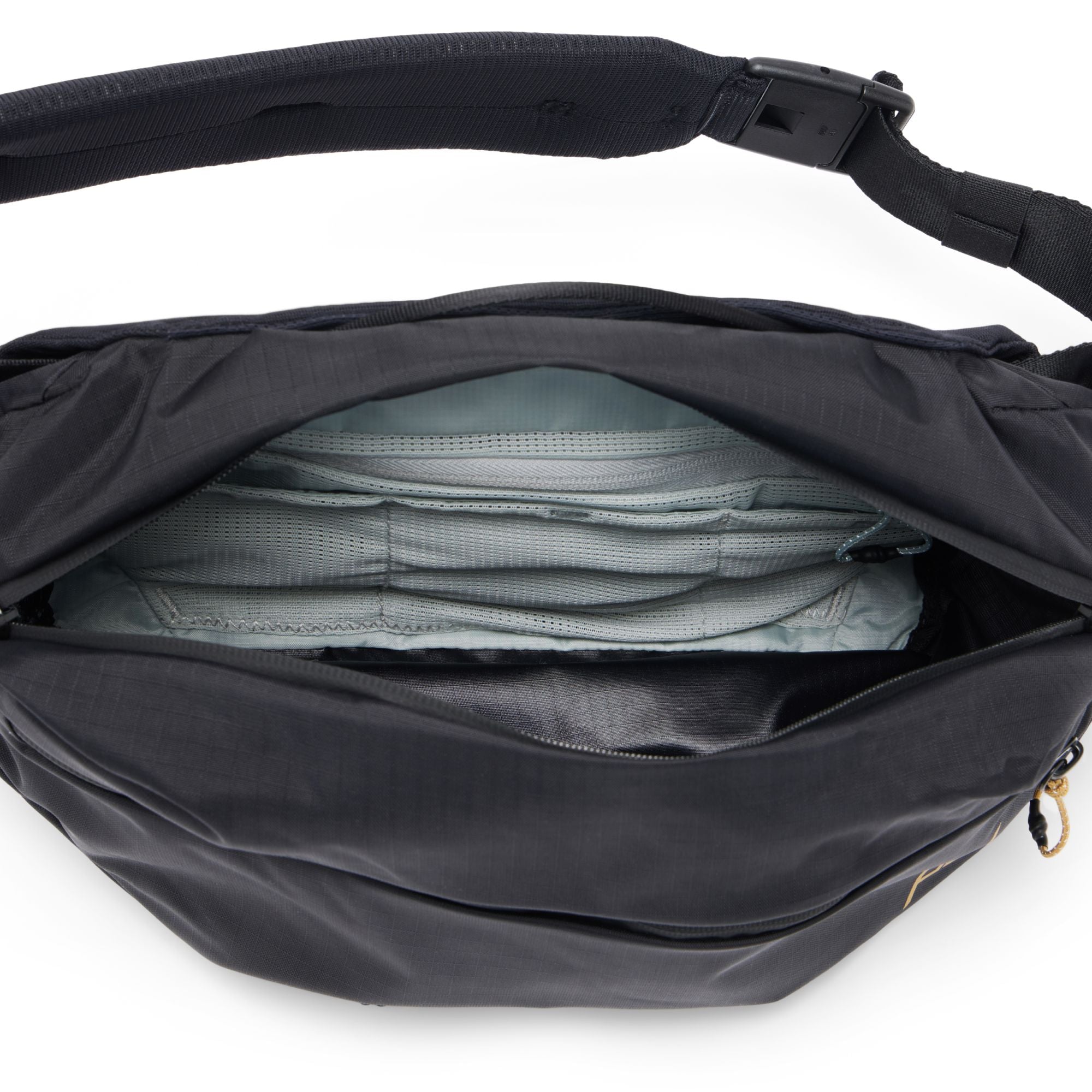 Outdoor Sling 7L Black - Nero