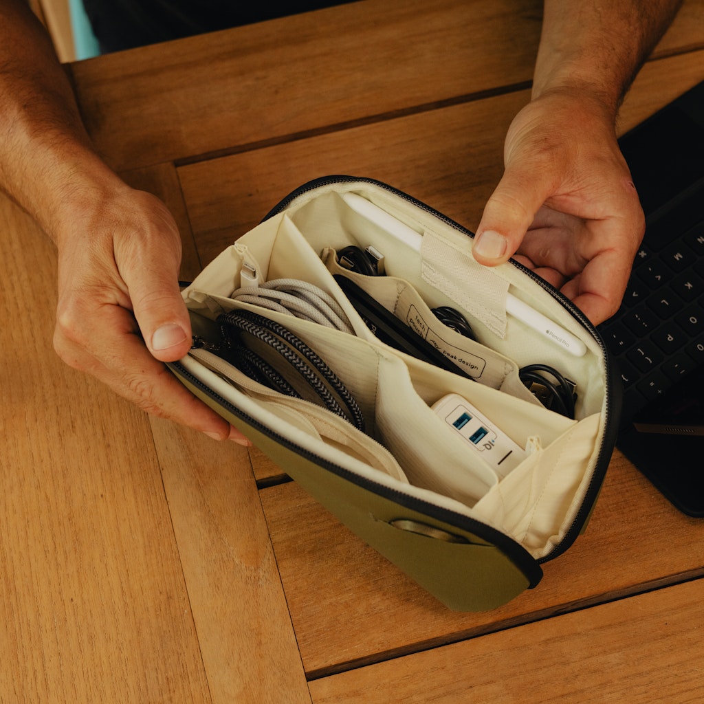 Tech Pouch Small - Kelp