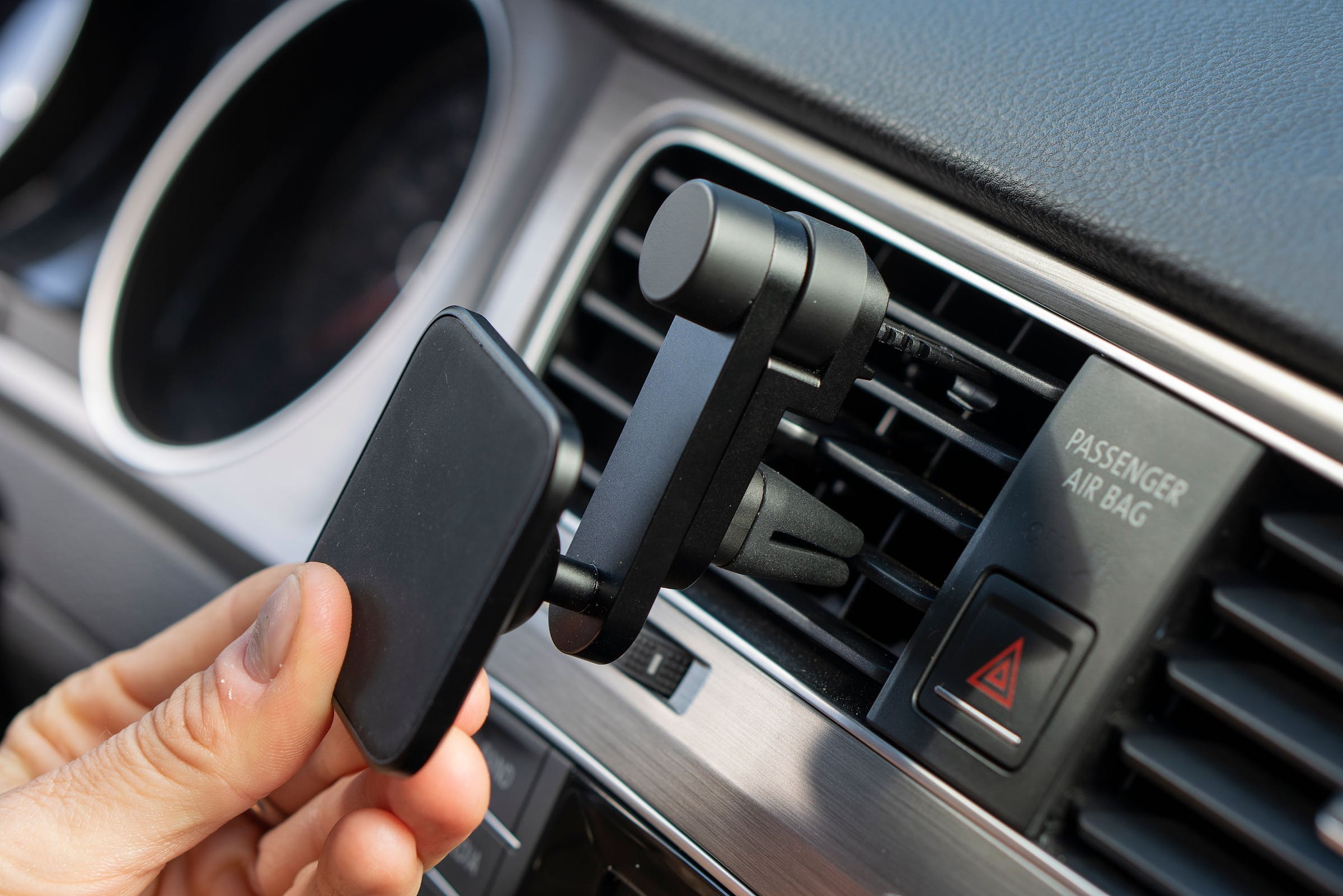 Mobile Car Mount per BOCCHETTA dell' ARIA con Ricarica Wirless MagSafe