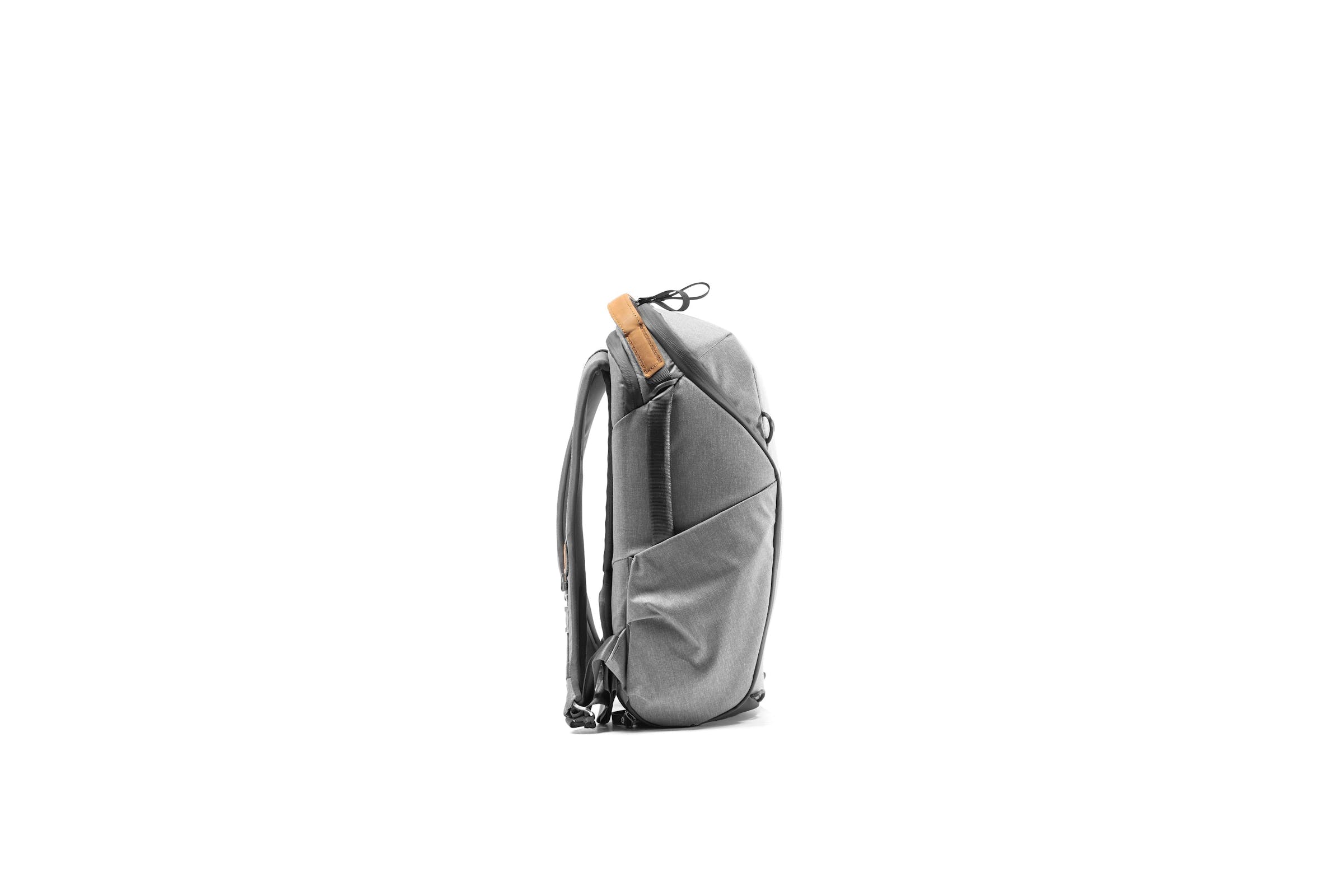 Everyday Backpack 15L Zip v2 // Ash -grigio chiaro