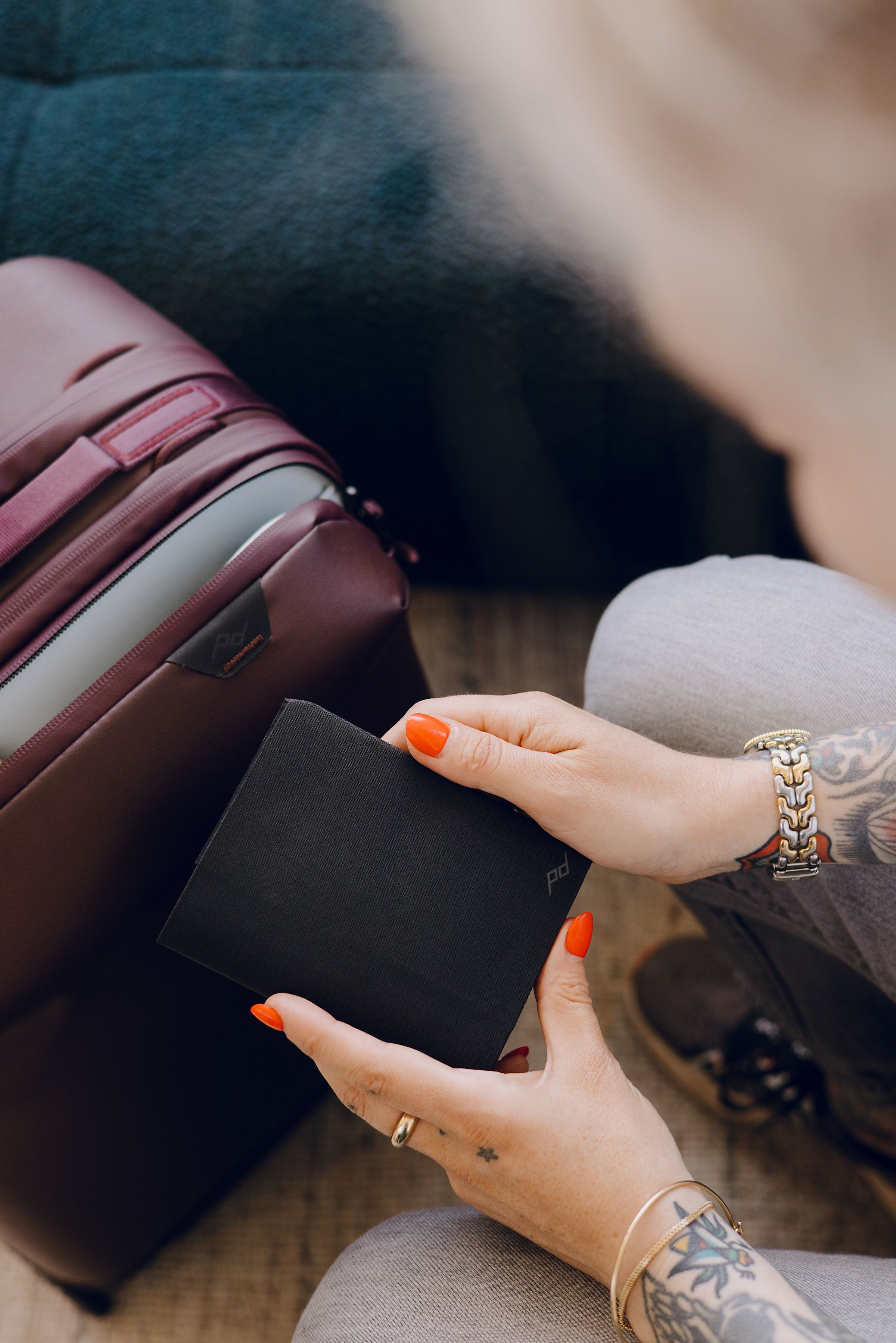 Passport Wallet - Black / Nero