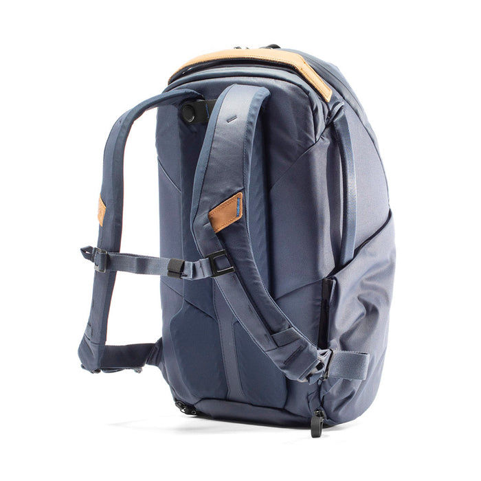 Everyday Backpack 20L Zip v2 // Ash -grigio chairo