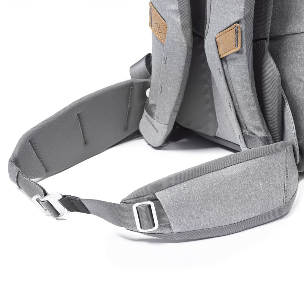 Everyday Backpack 30Litri v2 // Black - Nero