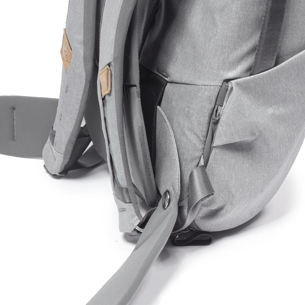 Everyday Backpack 30Litri v2 // Black - Nero