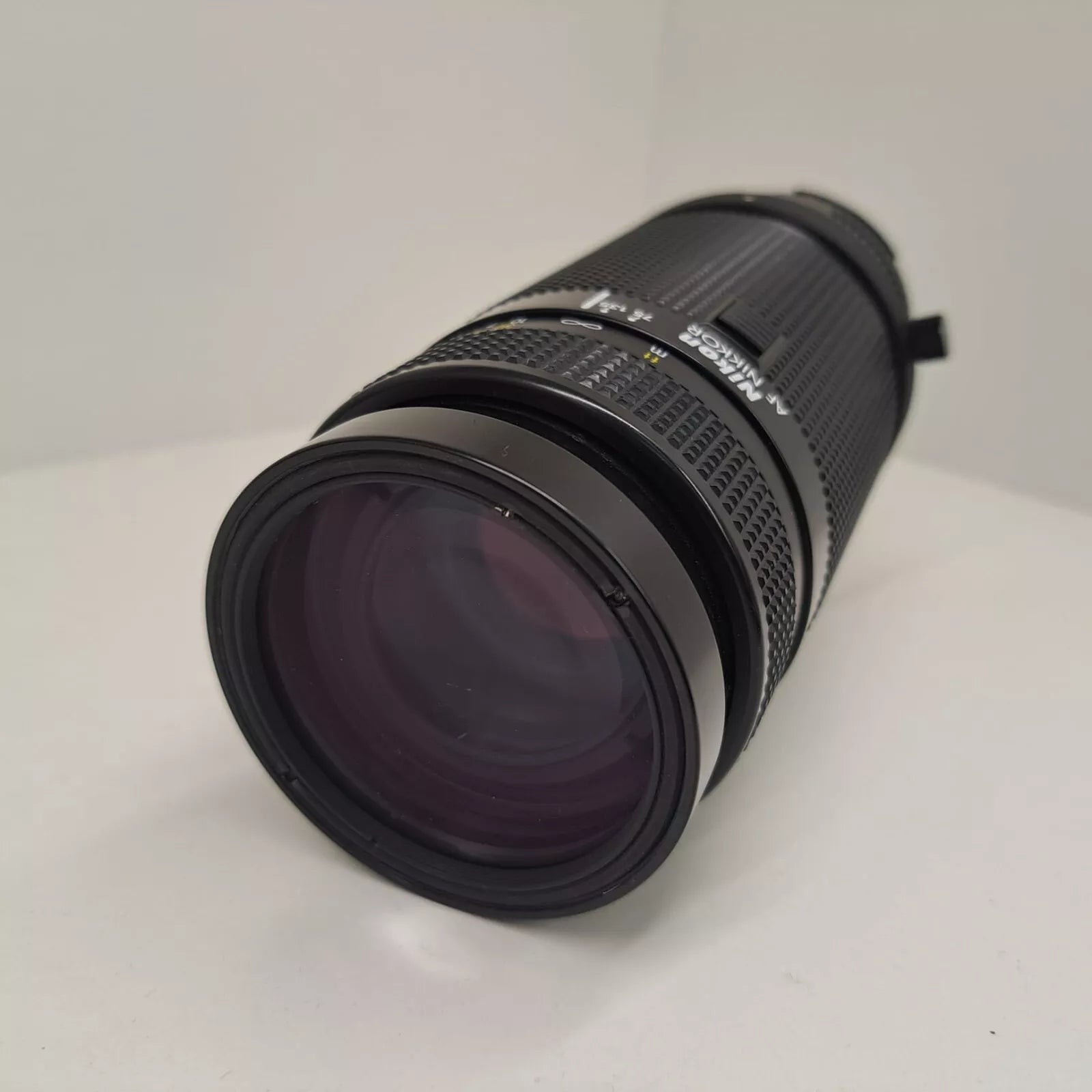 Nikon NIKKOR AF 75-300mm F/4.5-5.6