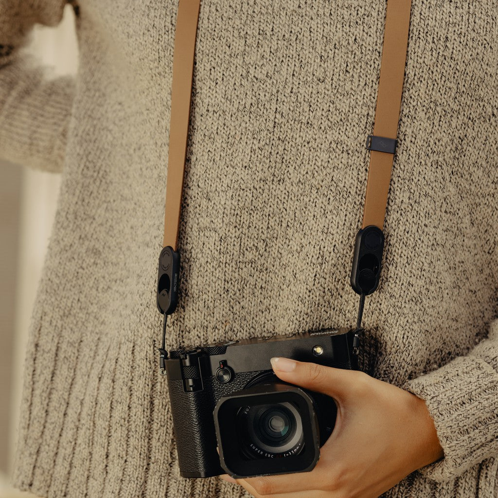 Form - Leather Marrone Chiaro Camera Strap Standard