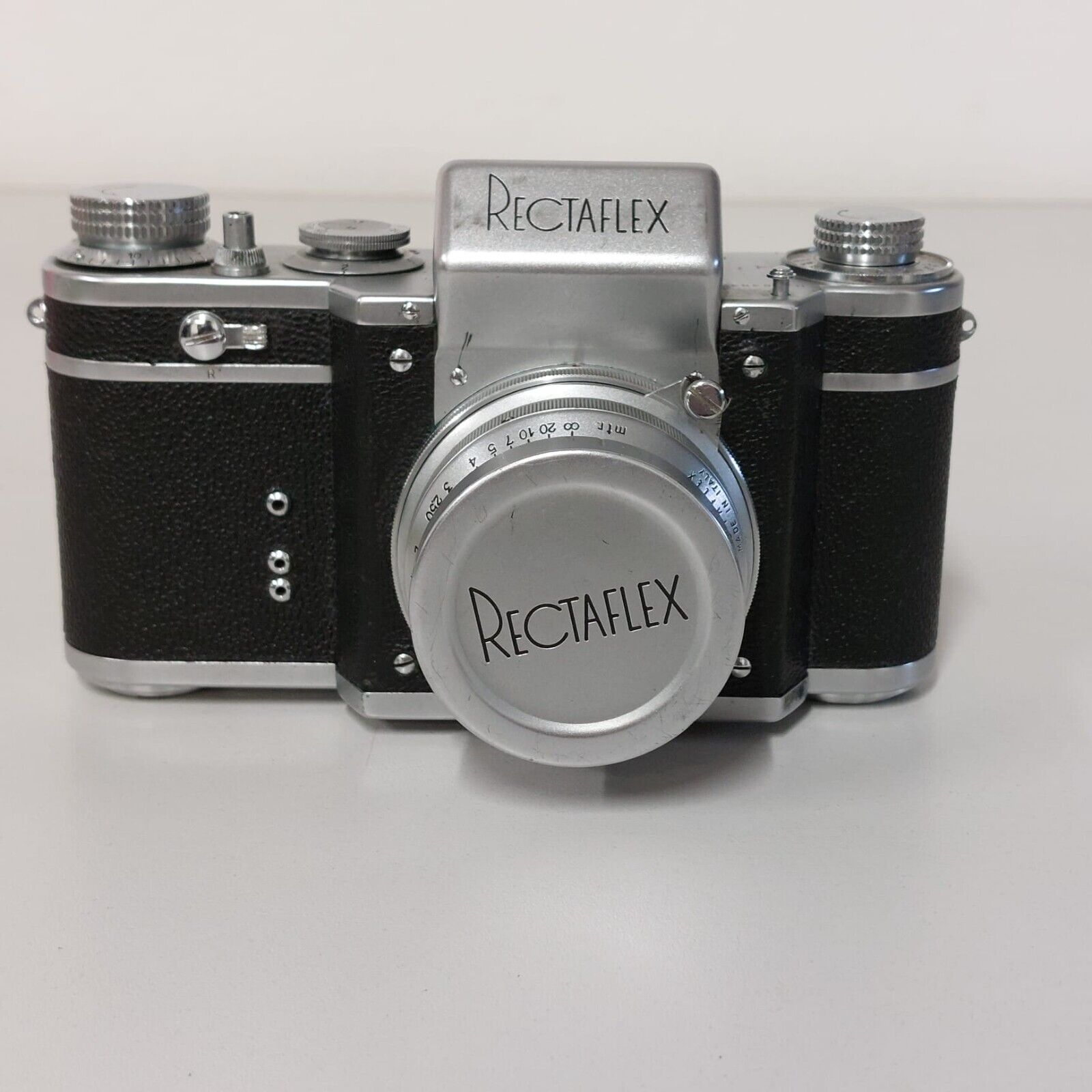 Rectaflex Con Angenieux Z2 2,9/50mm