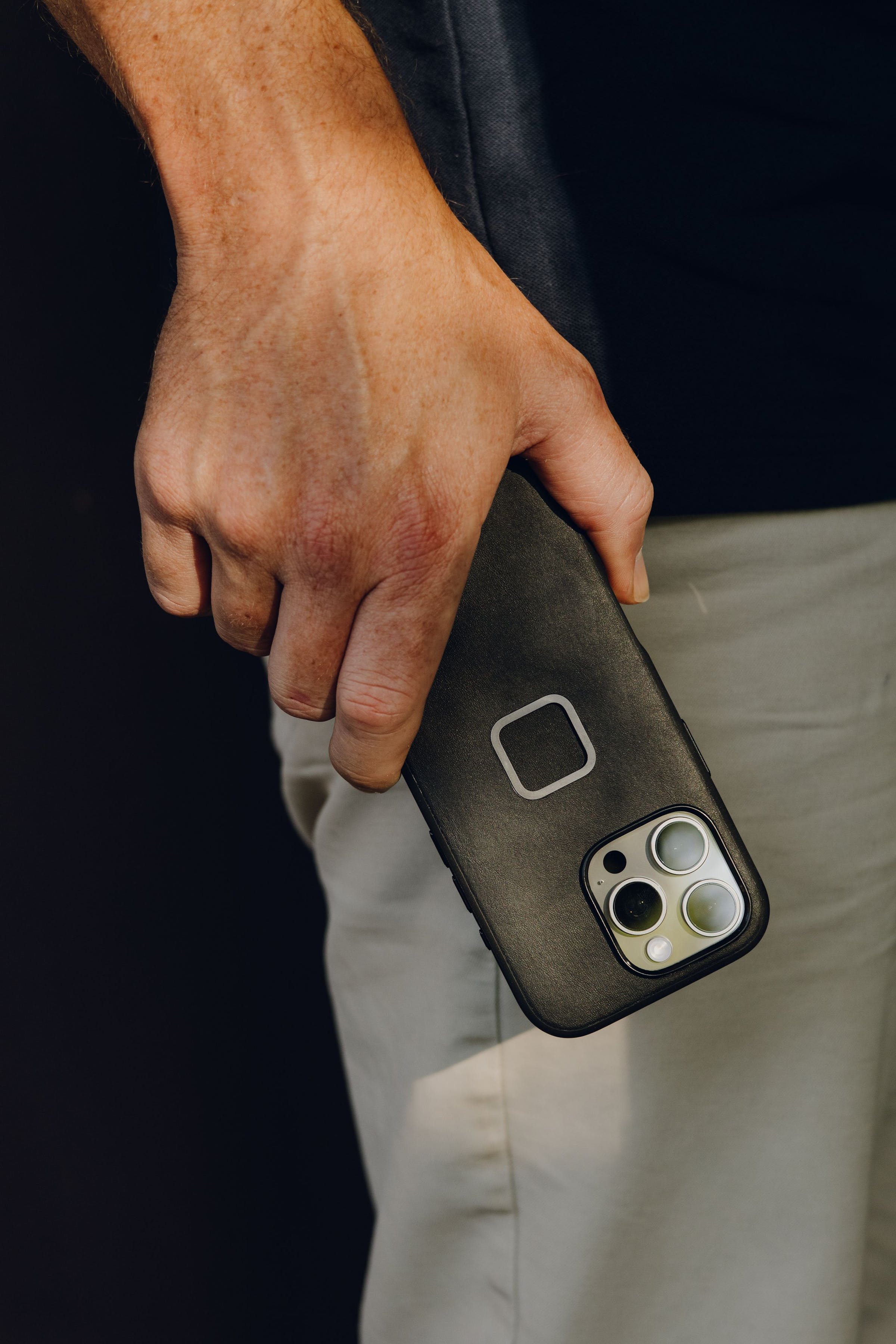 Mobile Everyday Loop Case iPhone 16 Pro Eclipse
