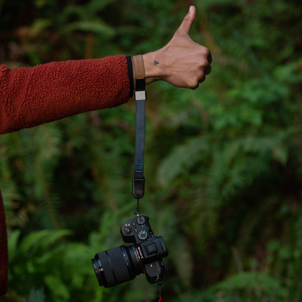 CUFF - Midnight - BLU Quick-connecting camera wrist strap