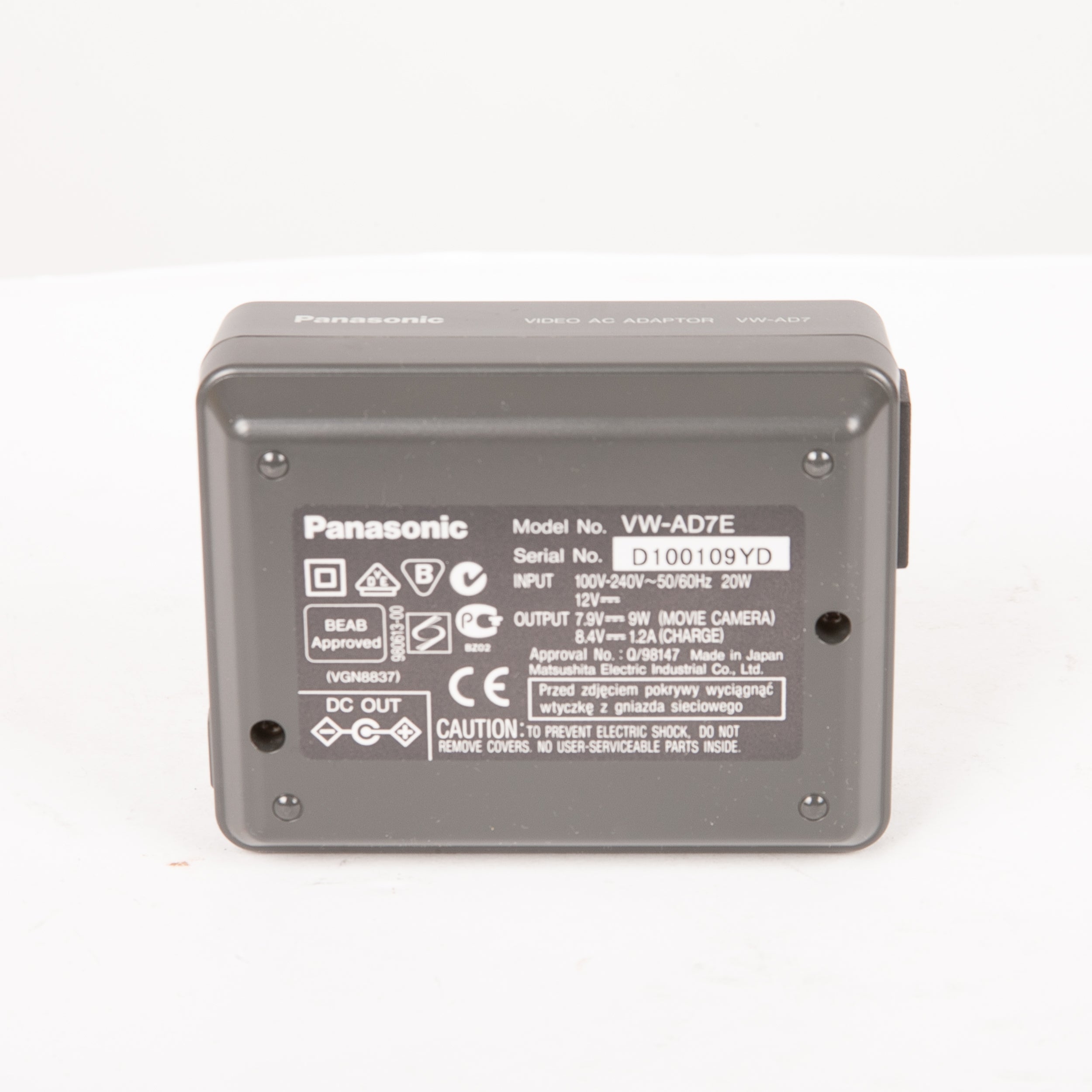 Panasonic VW-AD7E Adattatore CA / Caricabatteria
