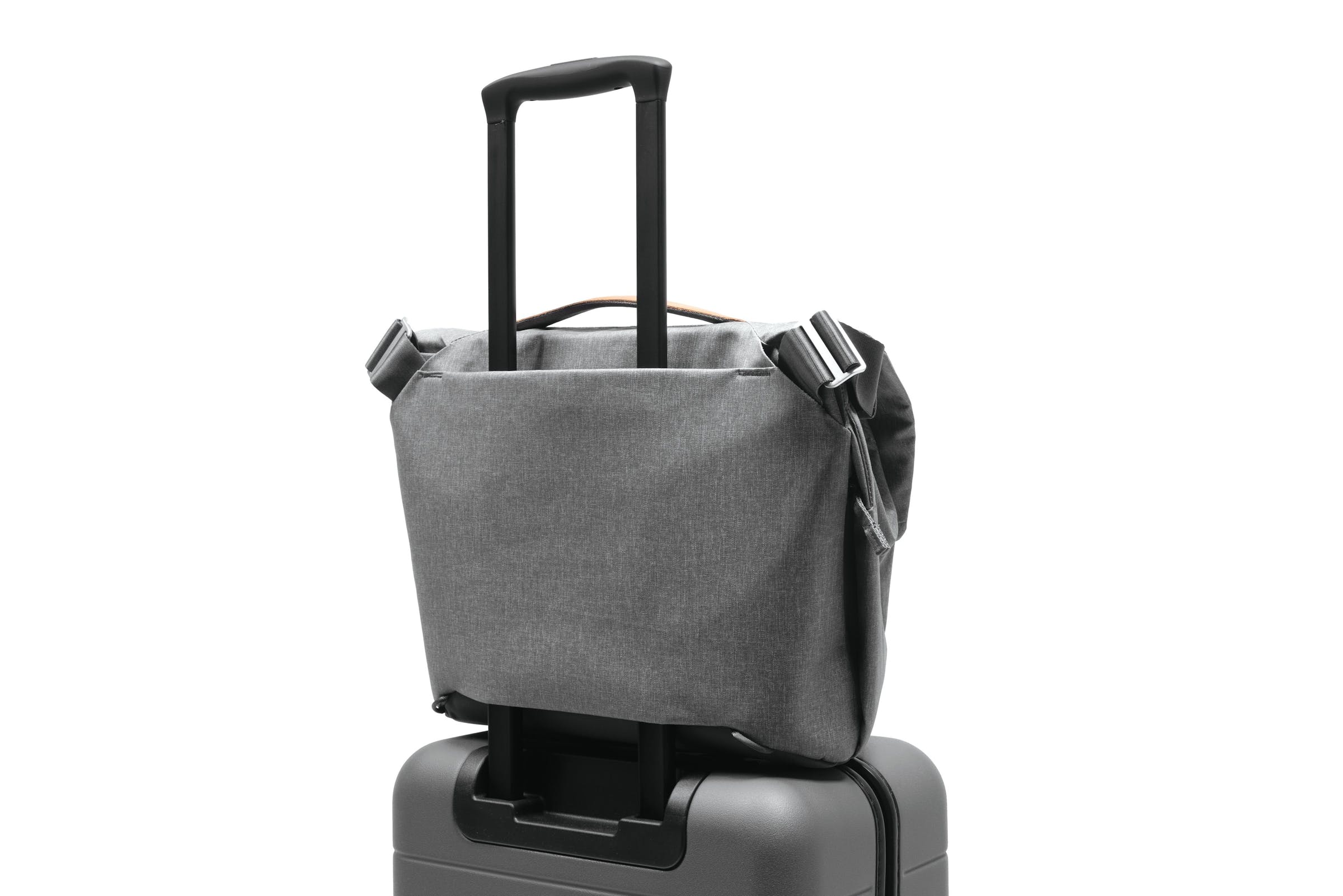 Everyday Messenger 13L v2 // Ash