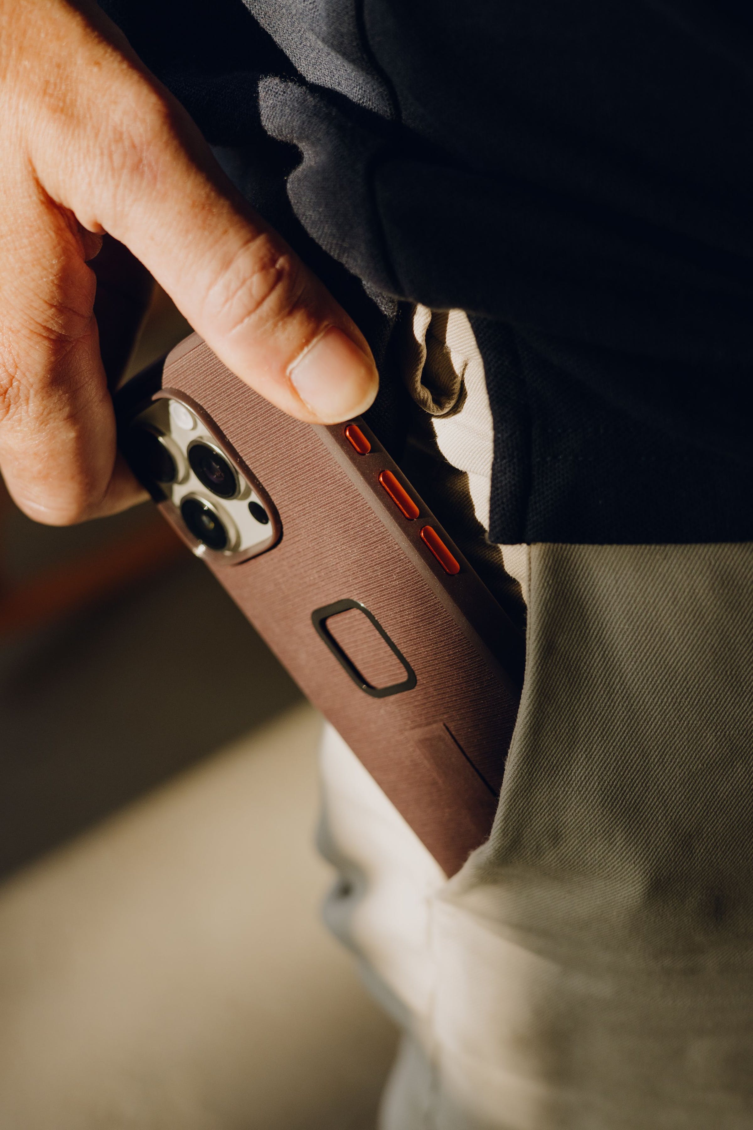 Mobile Everyday Loop Case iPhone 16 Pro Charcoal