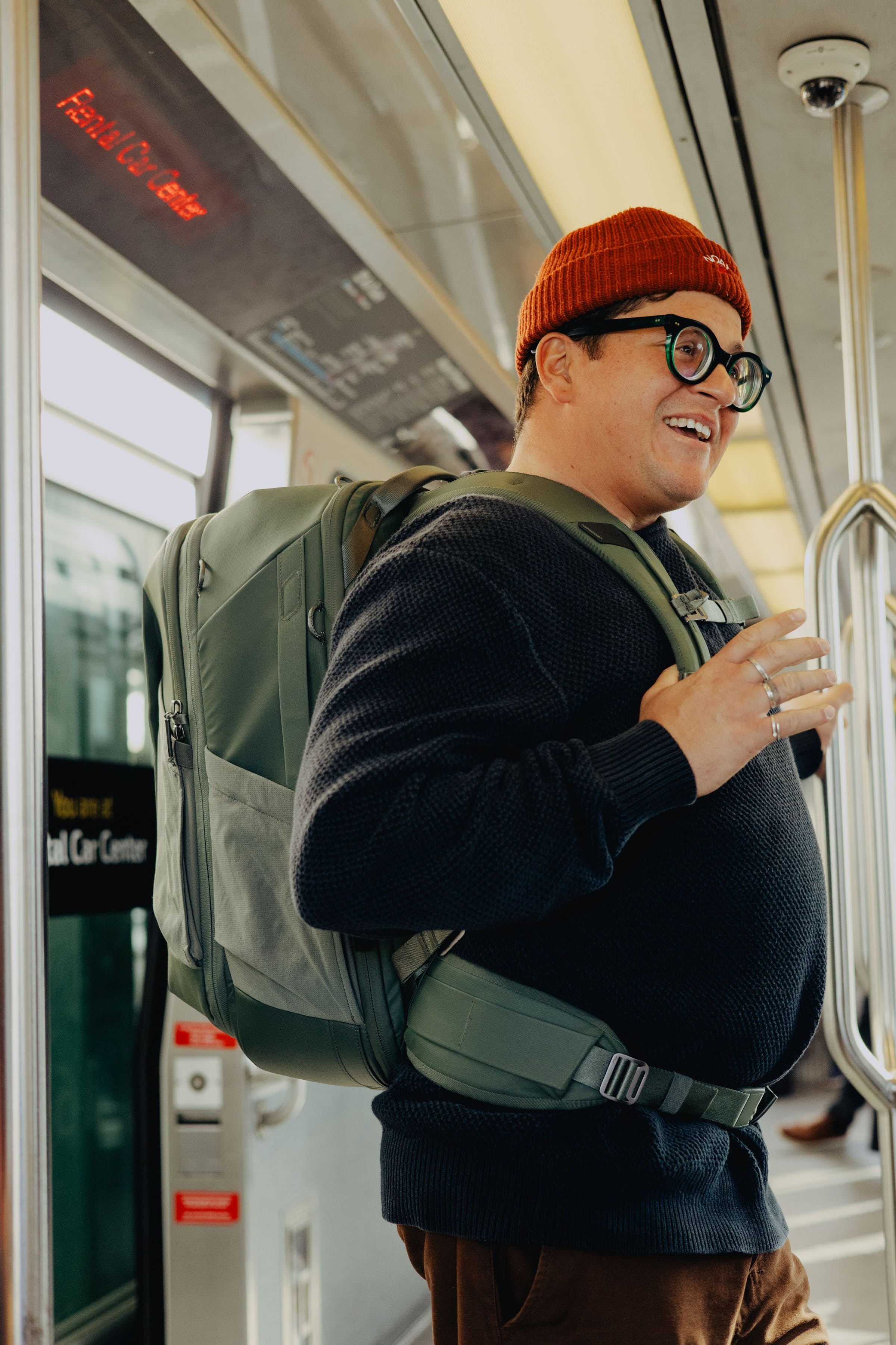 Travel Backpack 2-in-1 40L Sage (2 Zaini in 1)