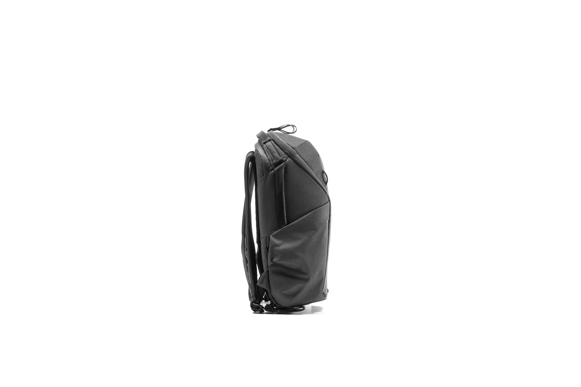 Everyday Backpack 15Litri Zip v2 // Black