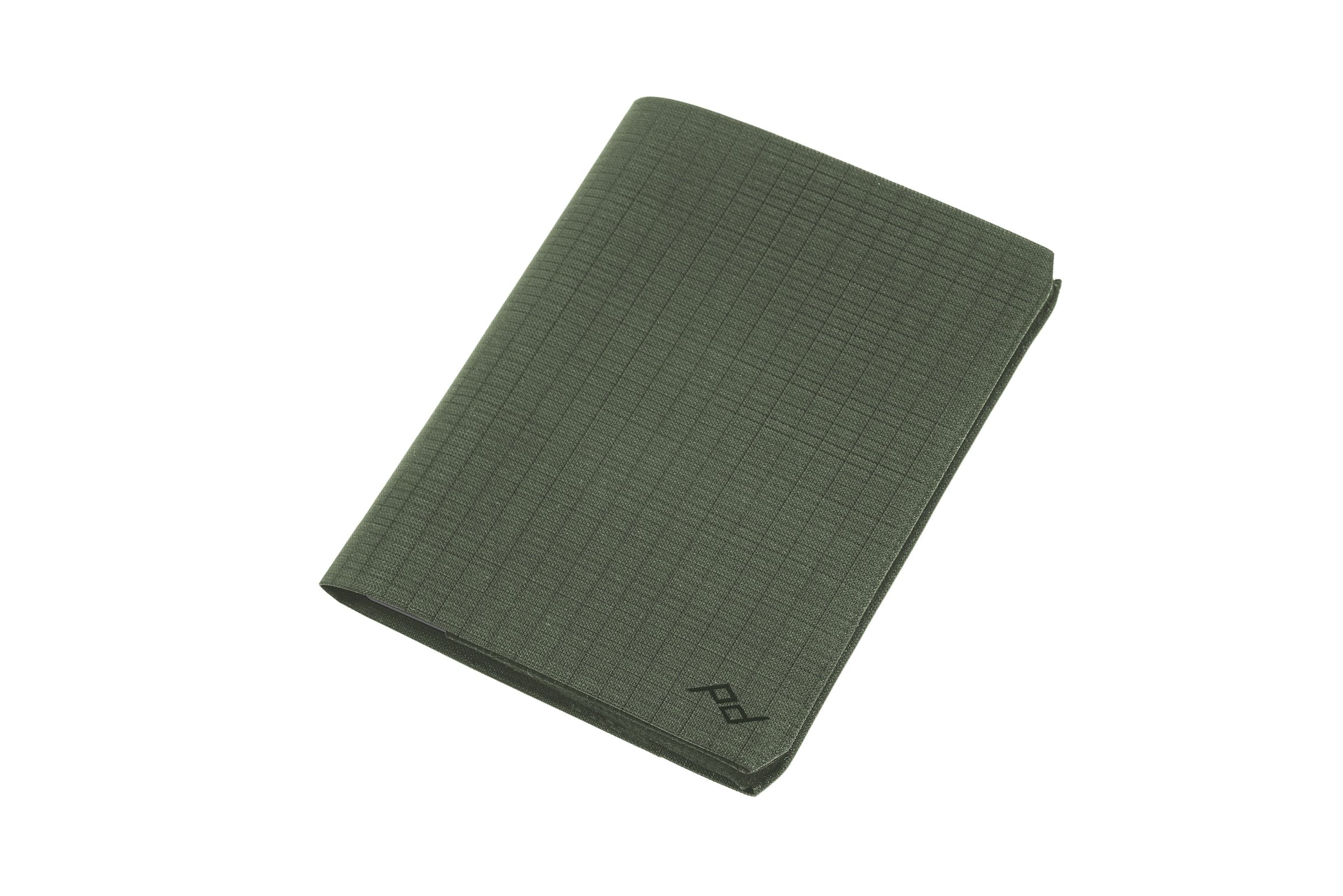 Passport Wallet - Sage / Verde Salvia