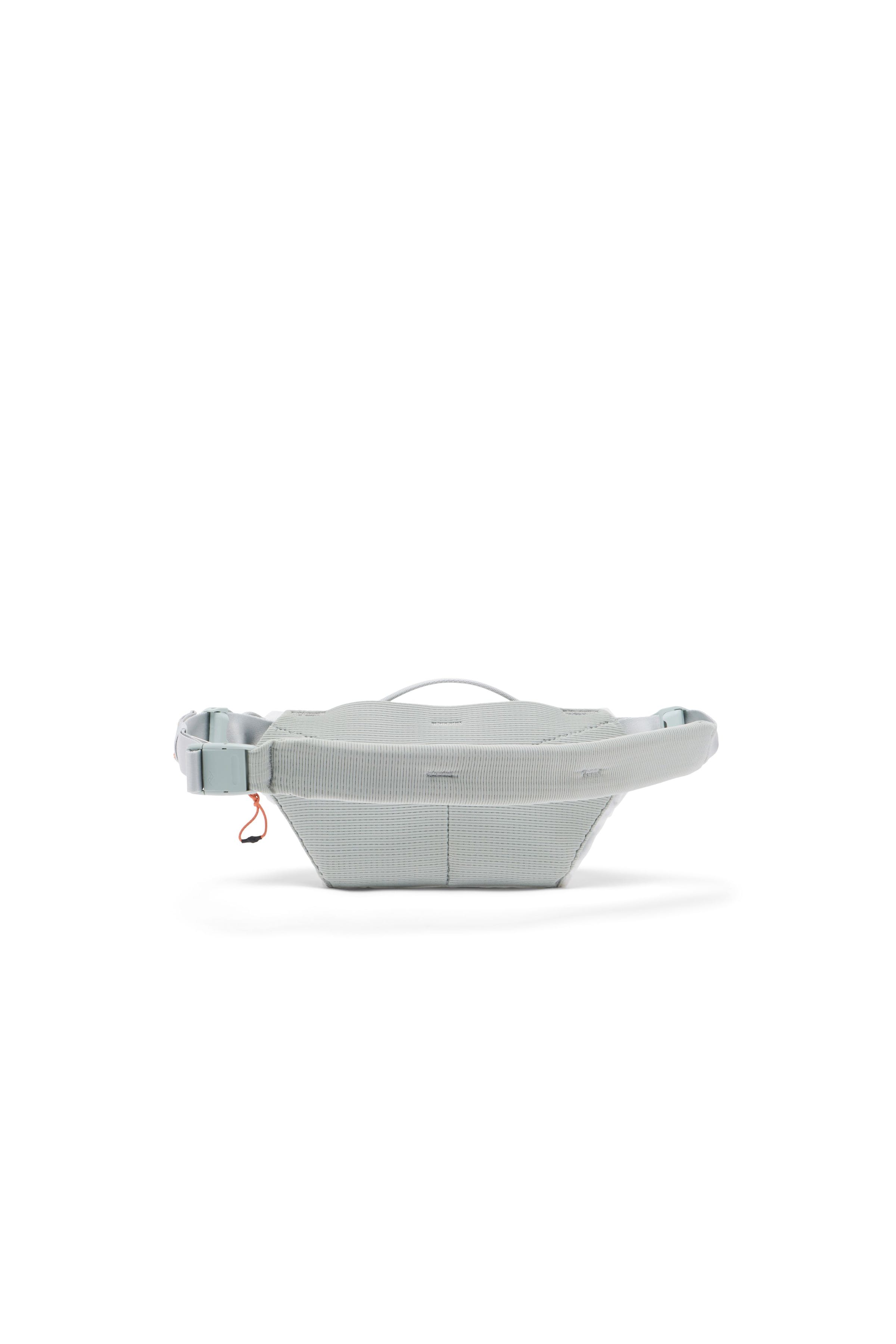 Outdoor Sling 2L Cloud - White
