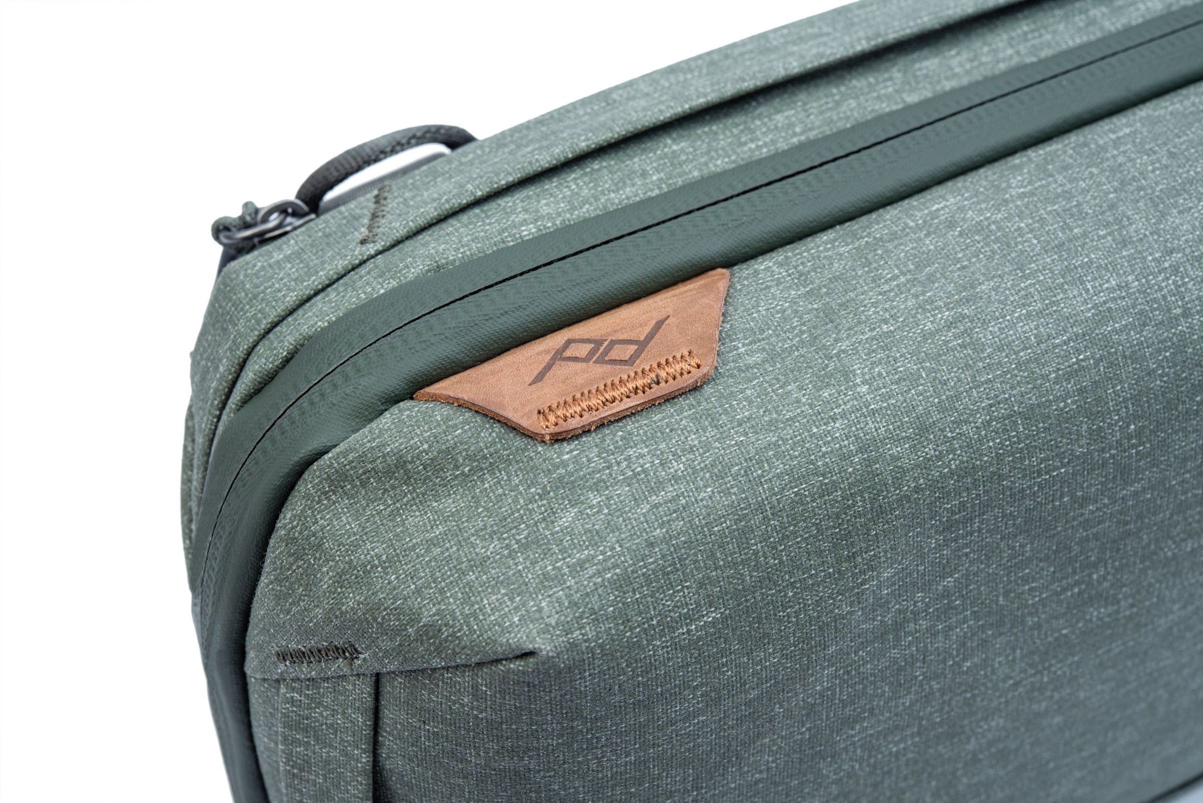 Tech Pouch Sage Green - Verde Salvia