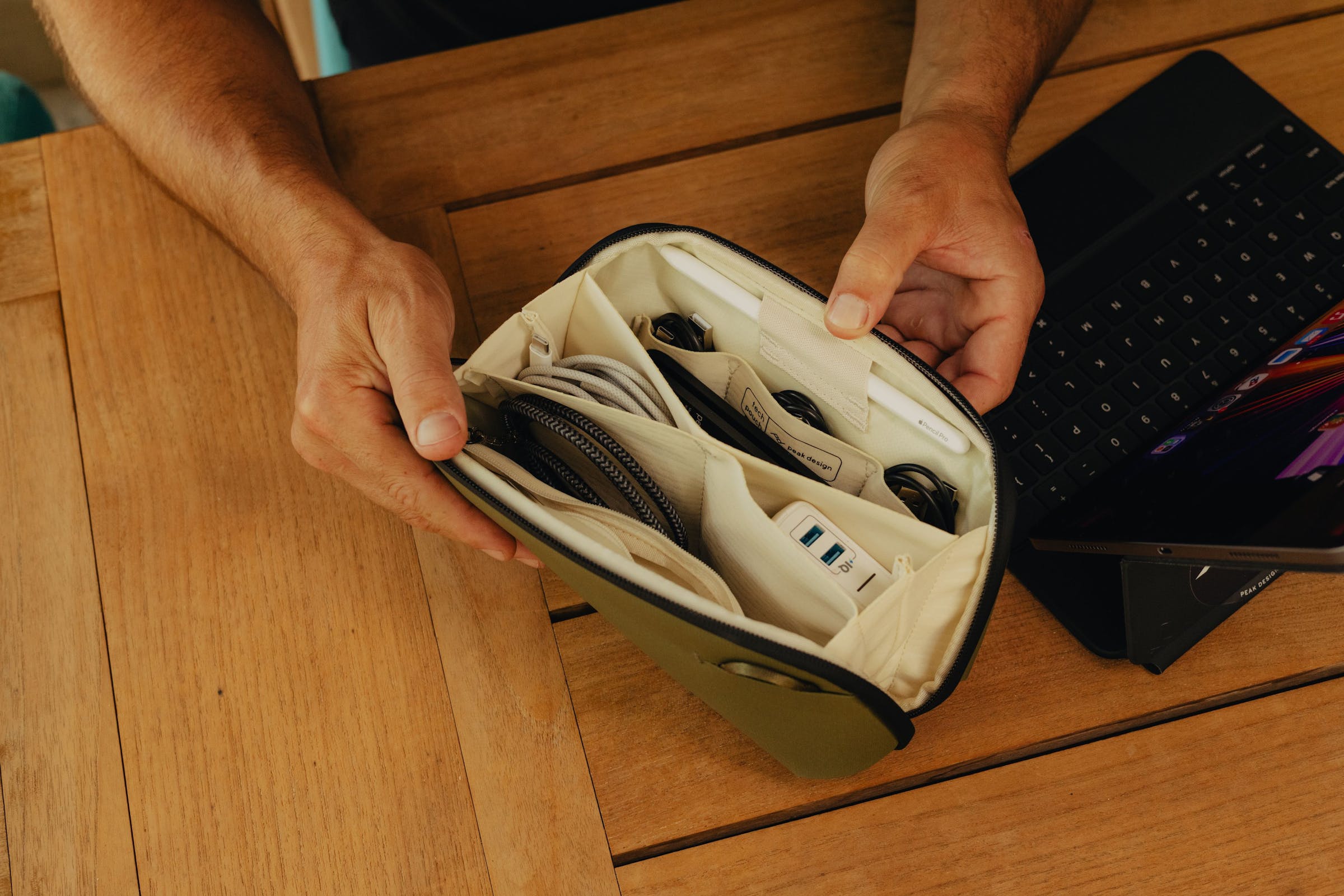 Tech Pouch Small - Kelp