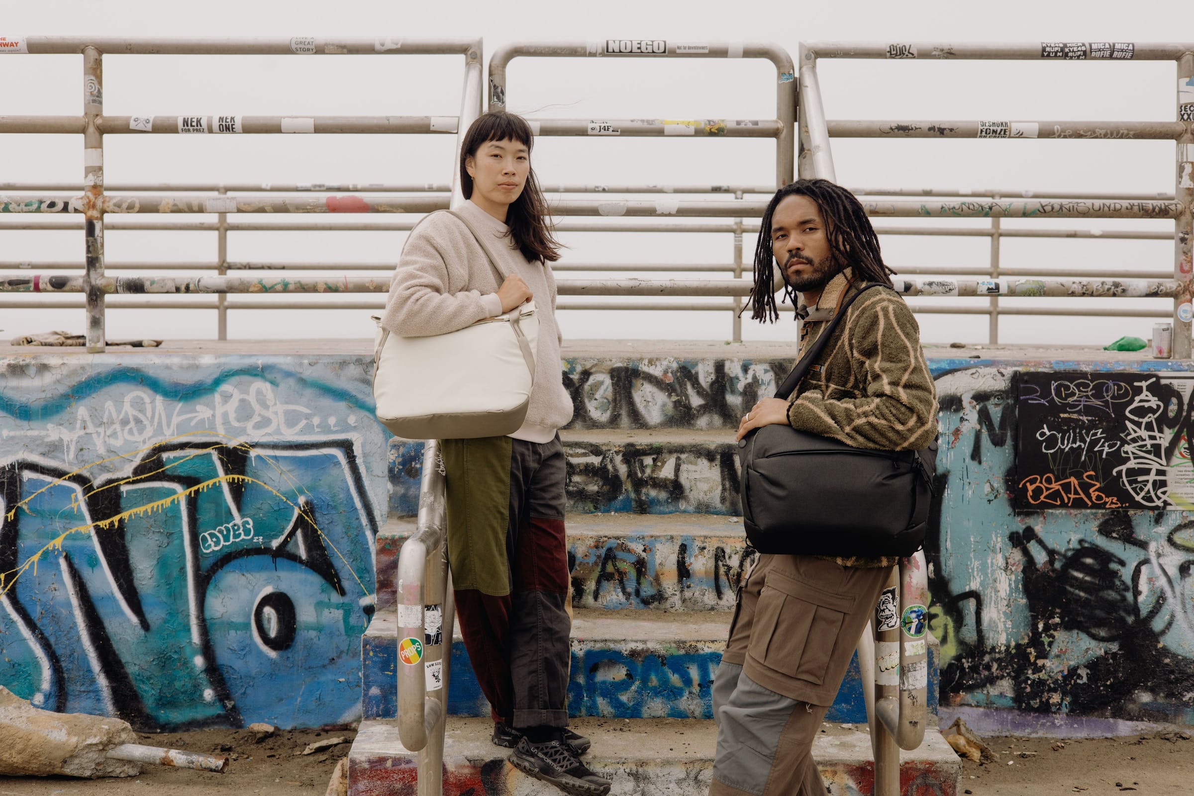 Everyday Sling 10L v2 // Black -nero