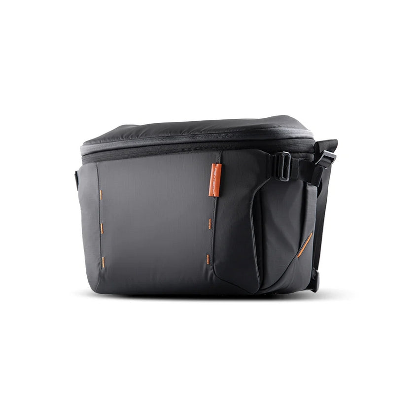 ONEMO SLING 7L SPACE BLACK