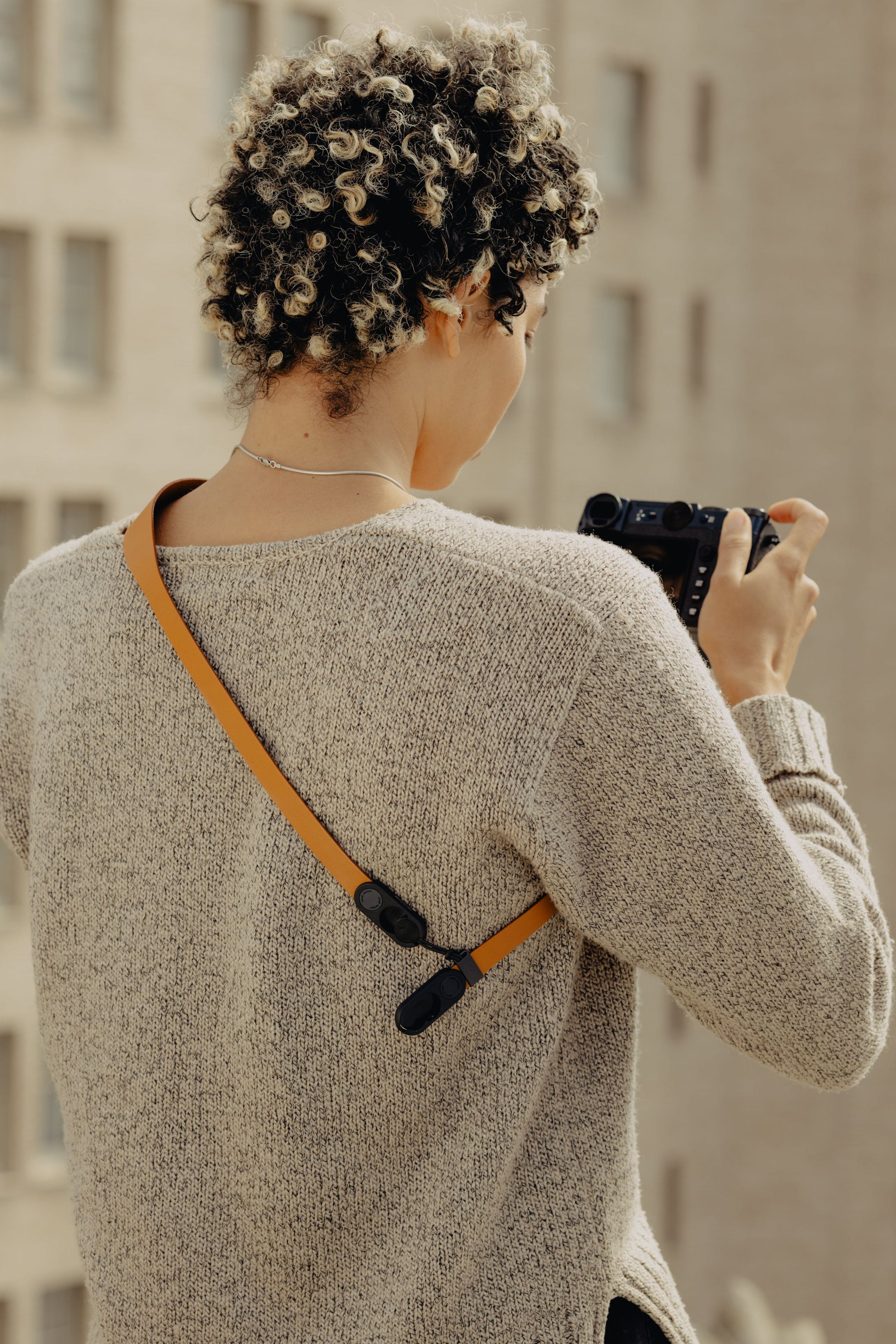 Form - Leather Pelle Camera Strap Short - Amber