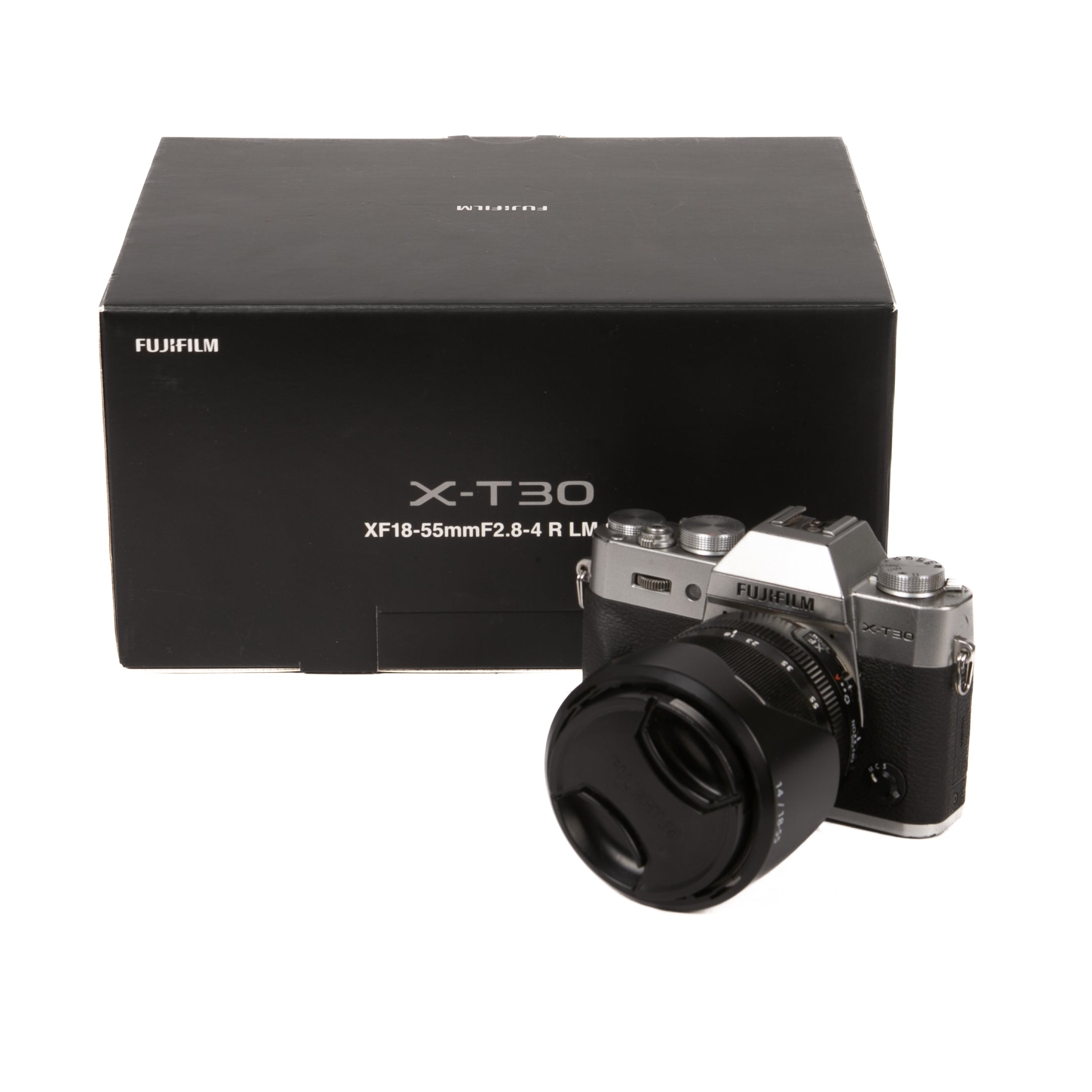 Fujifilm X-T30 con: Lente Fujifilm XF 18-55 SCATTI 16662
