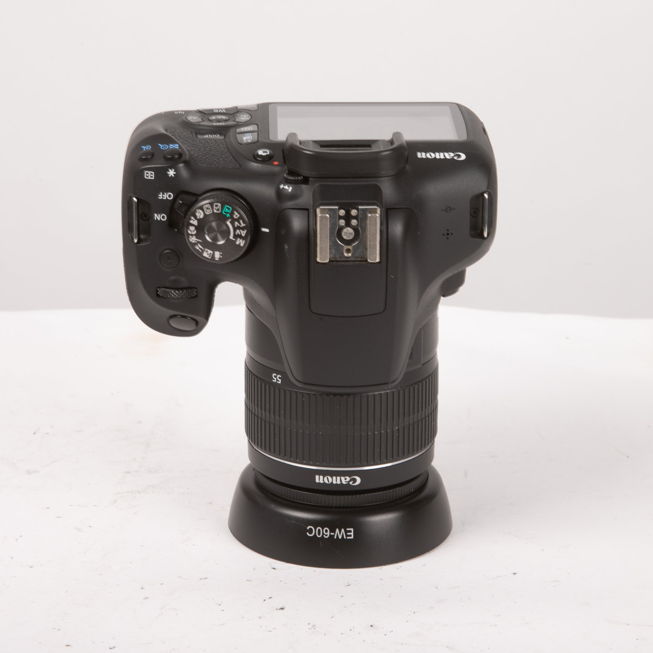 Canon EOS 2000D Kit 18-55+ UV E PARALUCE