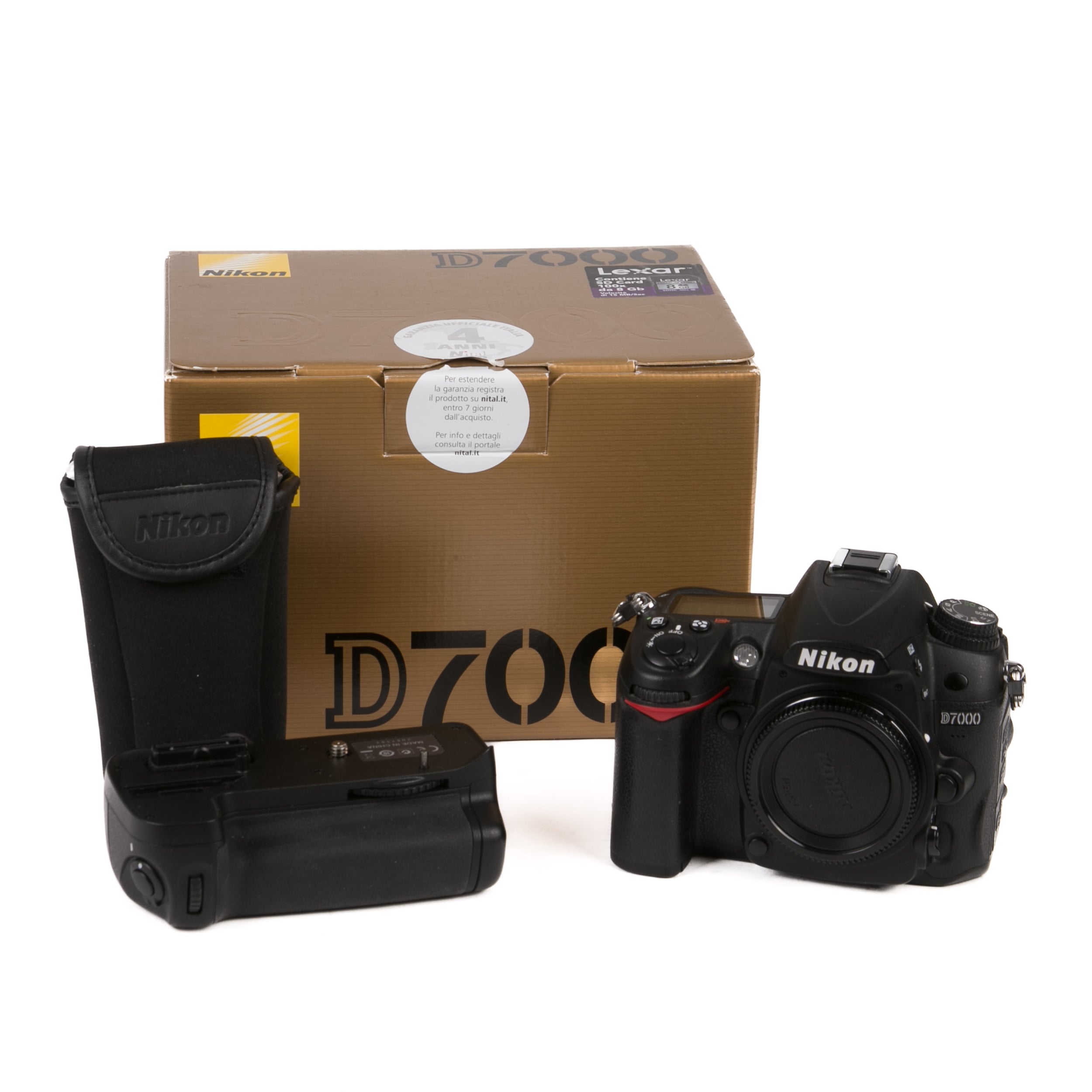 Nikon D7000 SCATTI 10738+MBD11