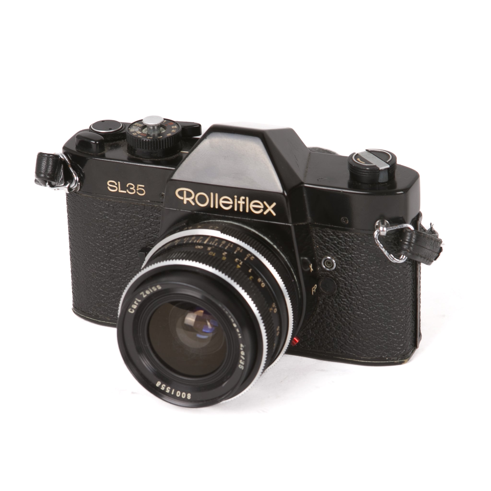 Rollei SL35 + 35mm f/2.8 Distagon