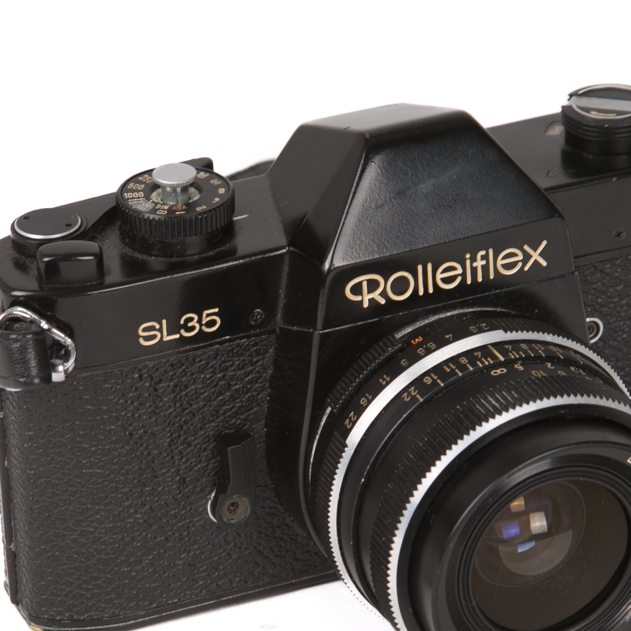 Rollei SL35 + 35mm f/2.8 Distagon